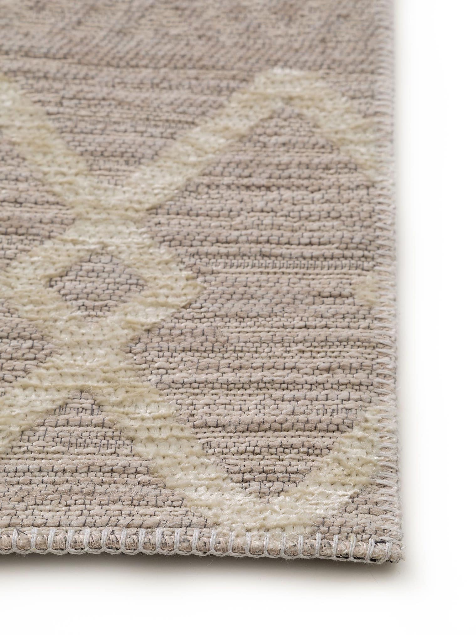 Tapijt van 60% Polyester, 40% Polypropyleen in Beige met een 1- 5 mm hoge pool van benuta Pop