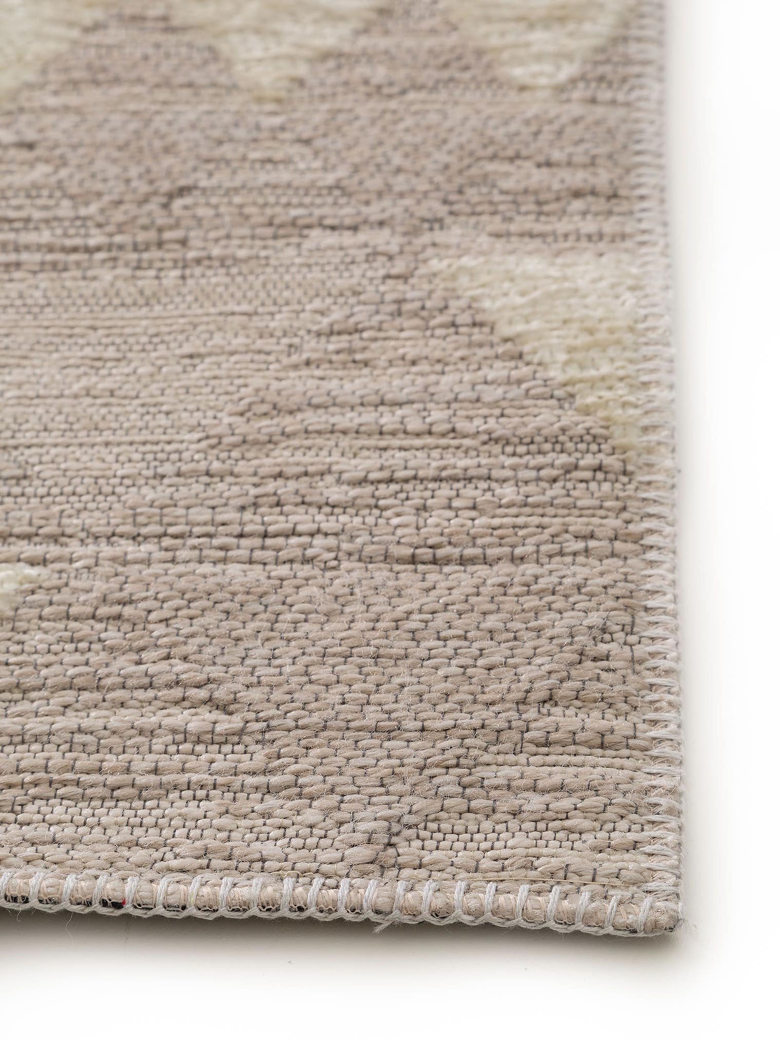 Tapijt van 60% Polyester, 40% Polypropyleen in Beige met een 1- 5 mm hoge pool van benuta Pop
