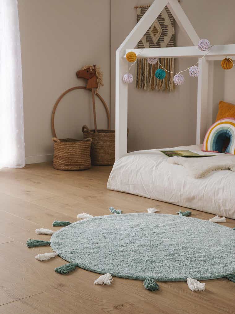 Rug made of 100% Cotton in Green with a 6 - 10 mm high pile by Lytte