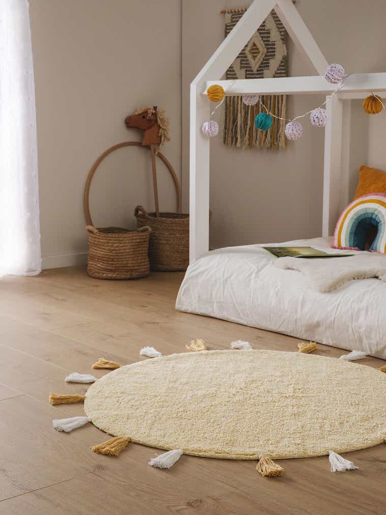 Rug made of 100% Cotton in Yellow with a 6 - 10 mm high pile by Lytte