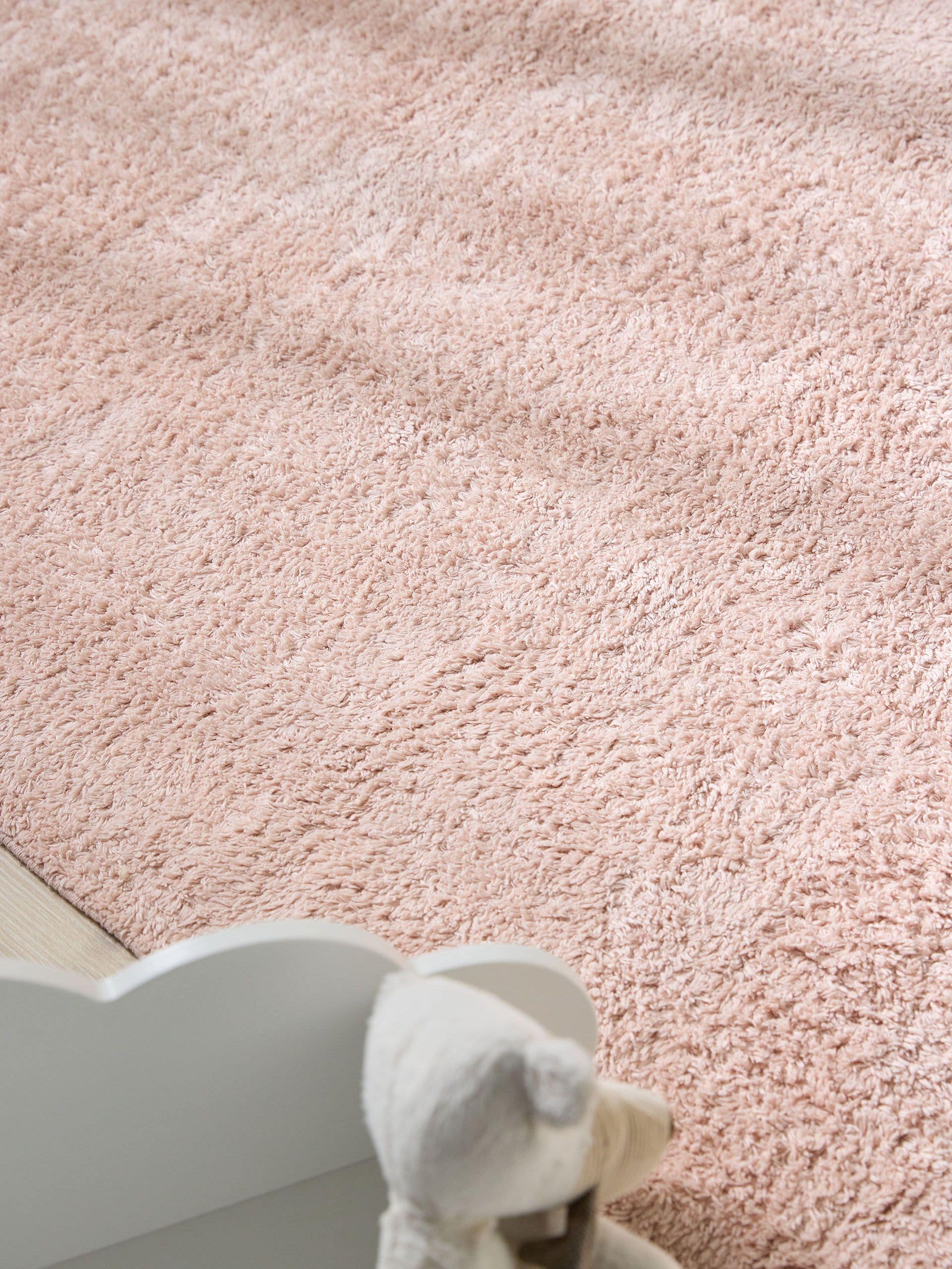 Rug made of 100% Cotton in Pink with a 6 - 10 mm high pile by Lytte