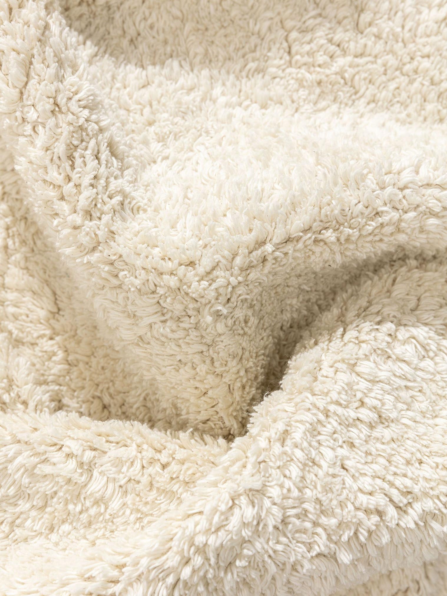 Teppich aus 100% Baumwolle in Beige mit 6 bis 10 mm hohem Flor von Lytte