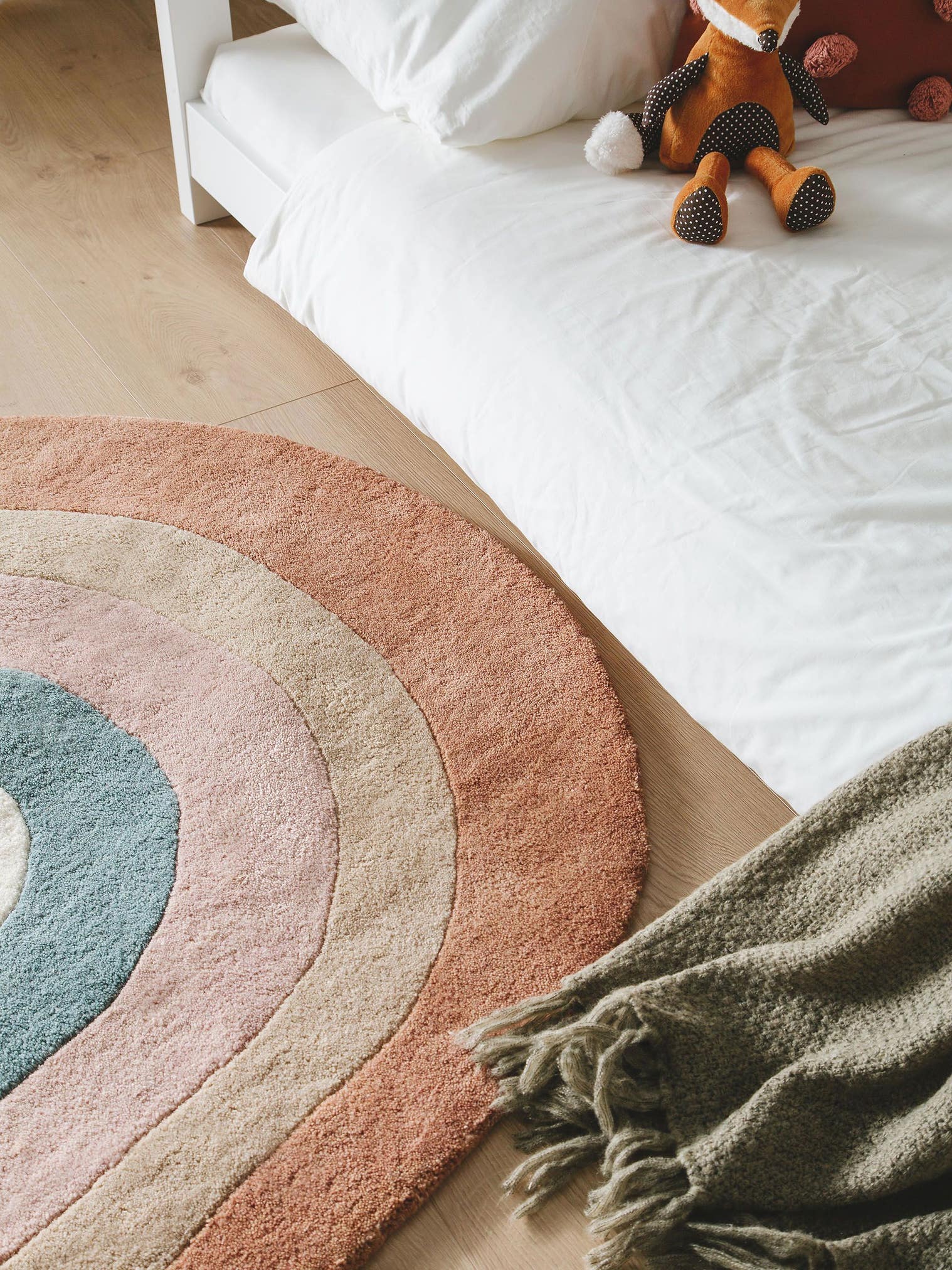 Tapis en 100% Laine en Multicouleur avec une pile de 6 - 10 mm de hauteur de Lytte