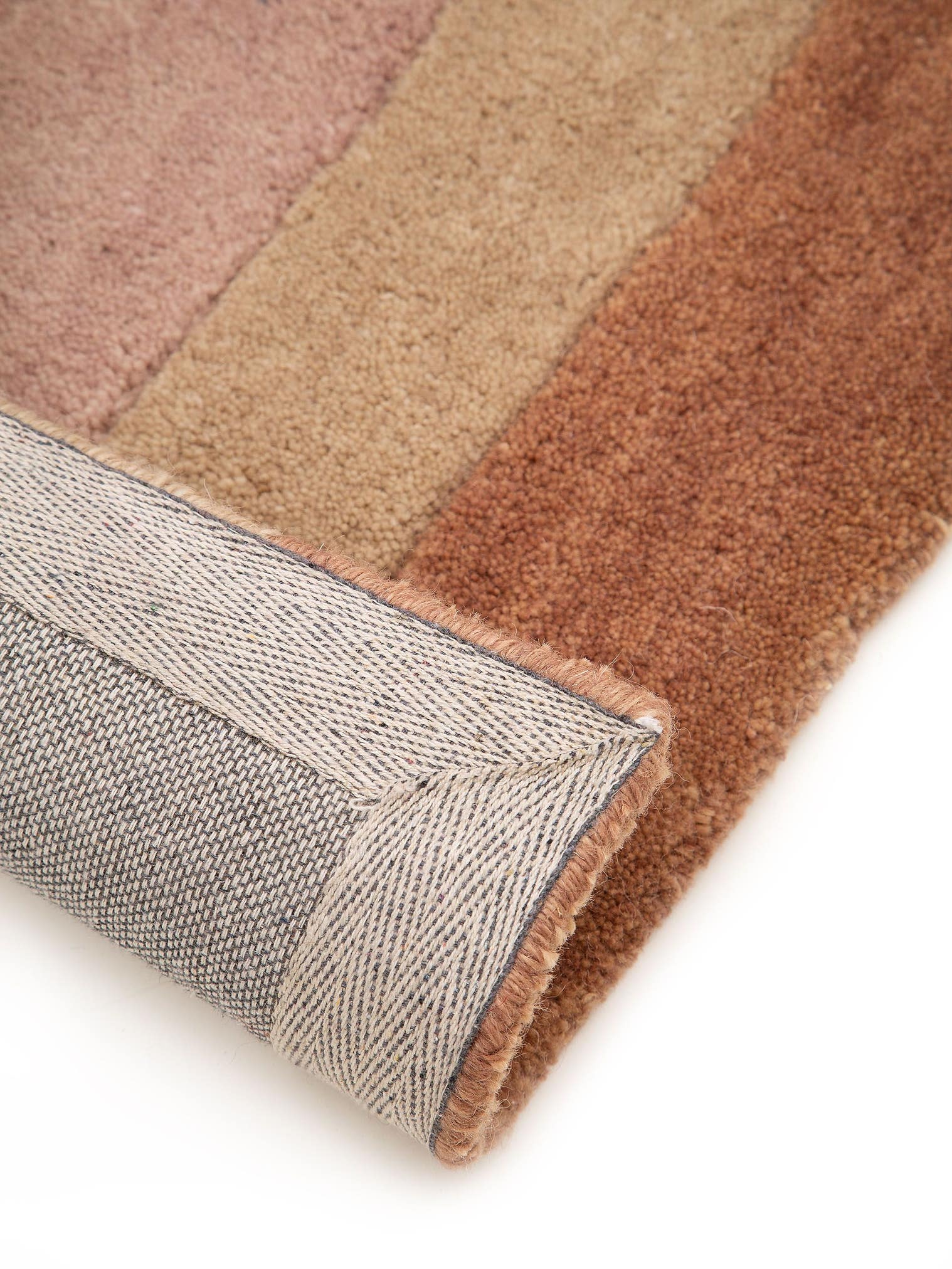 Tapis en 100% Laine en Multicouleur avec une pile de 6 - 10 mm de hauteur de Lytte