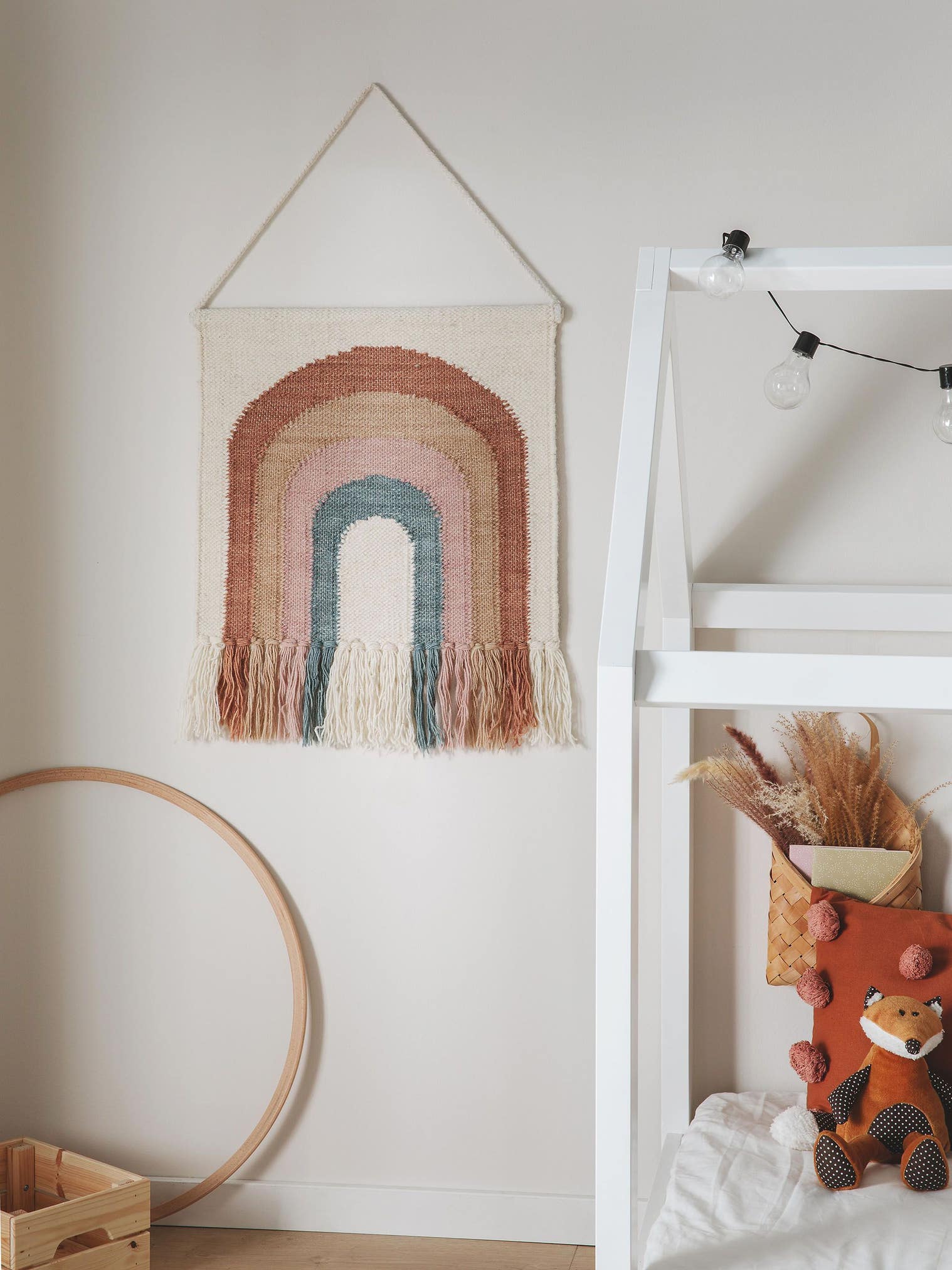 Déco de mur Rainbow Multicouleur en motif KidsDesign en 90% Laine, 10% Coton de Lytte