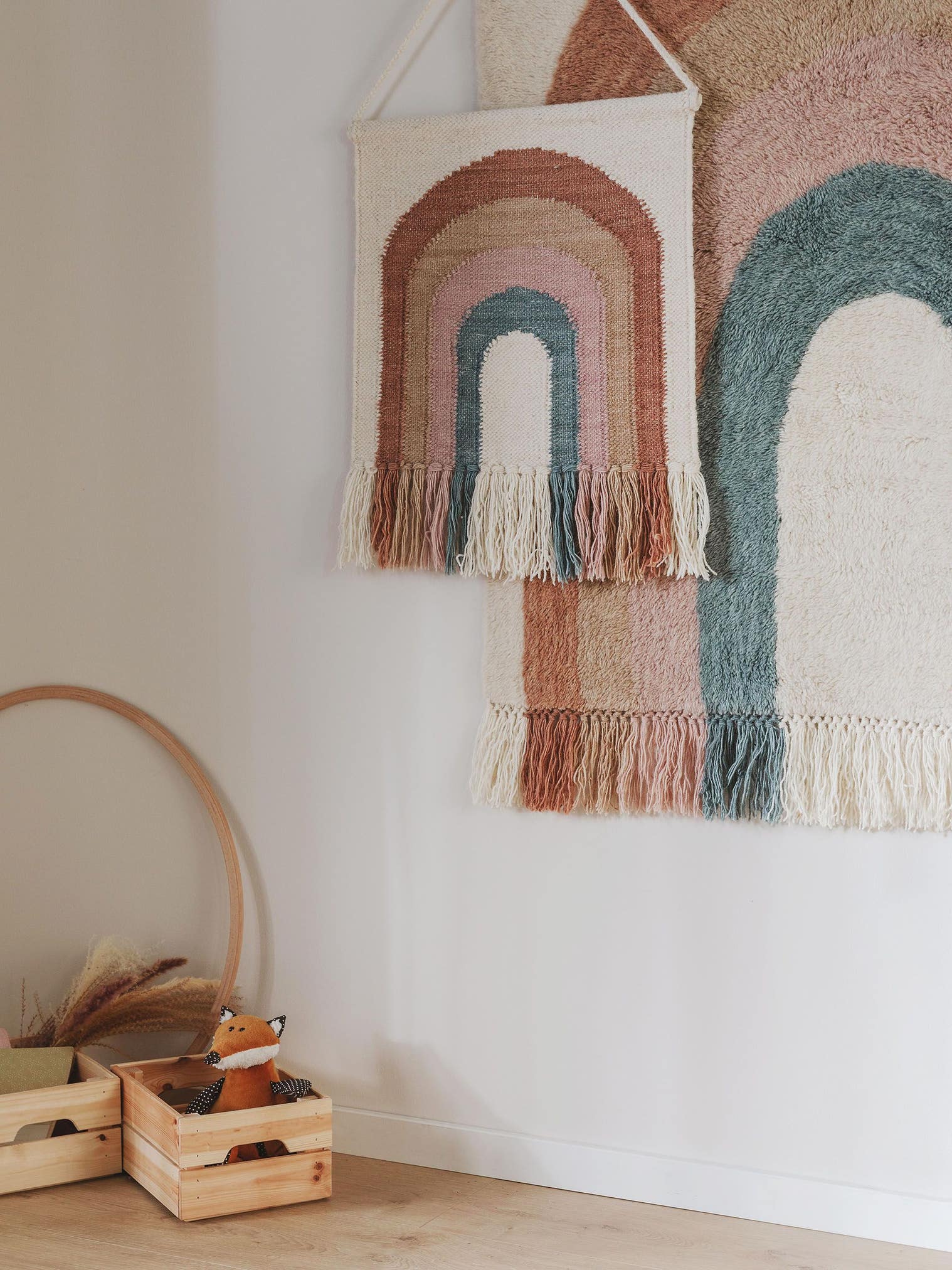 Déco de mur Rainbow Multicouleur en motif KidsDesign en 90% Laine, 10% Coton de Lytte