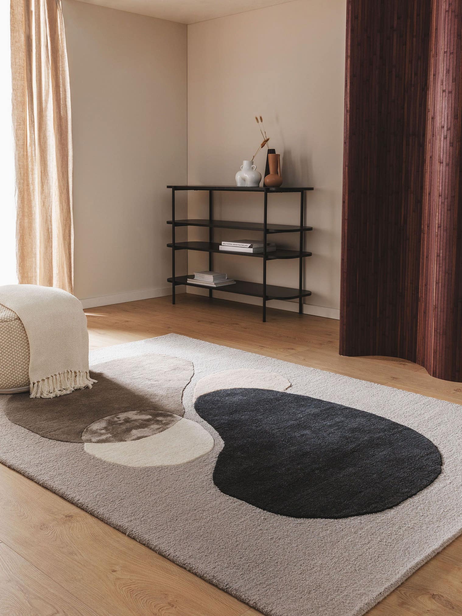 Teppich aus 85% Wolle, 15% Viskose in Multicolor mit 6 bis 10 mm hohem Flor von benuta Pure