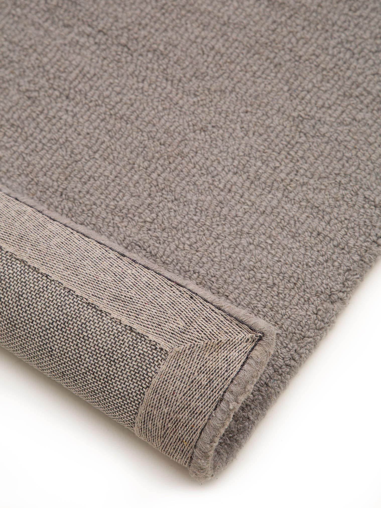 Teppich aus 85% Wolle, 15% Viskose in Multicolor mit 6 bis 10 mm hohem Flor von benuta Pure