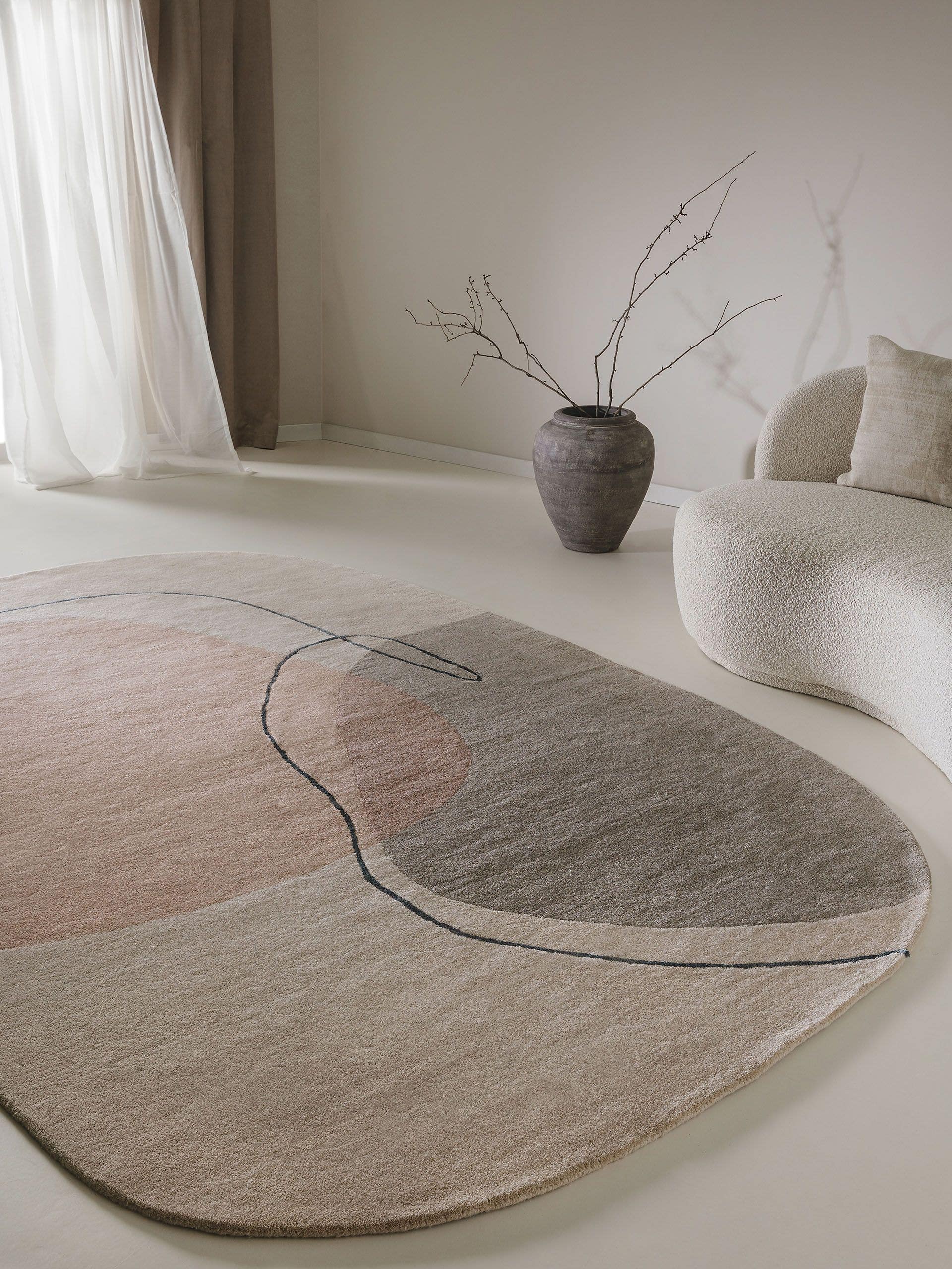 Rug made of 90% Wool, 10% Viscose in Beige with a 6 - 10 mm high pile by benuta Pure