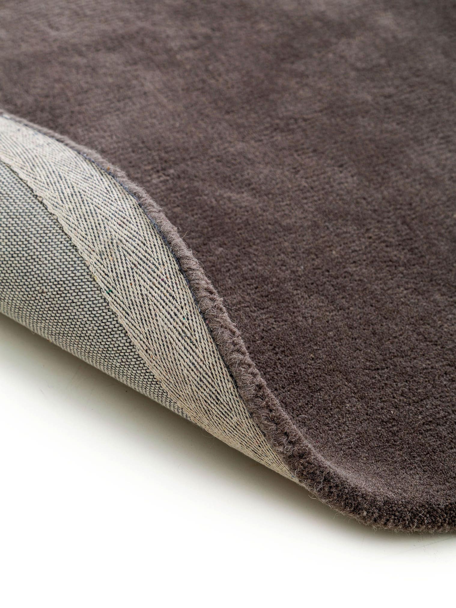 Alfombra de 85% Lana, 15% Viscosa en Taupe con un pelo de {{Placeholder_Pile Height}} de altura de benuta Pure