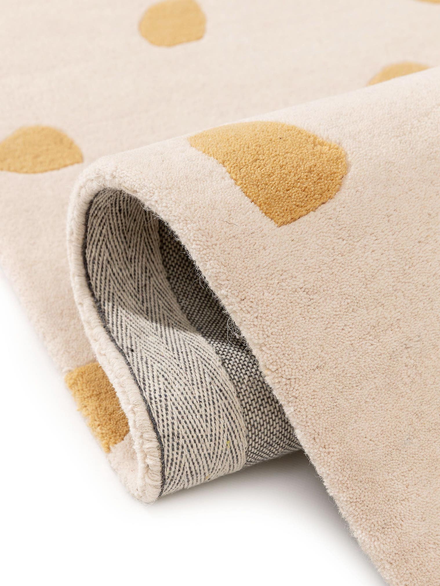 Teppich aus 100% Wolle in Gelb mit 11 bis 20 mm hohem Flor von Lytte