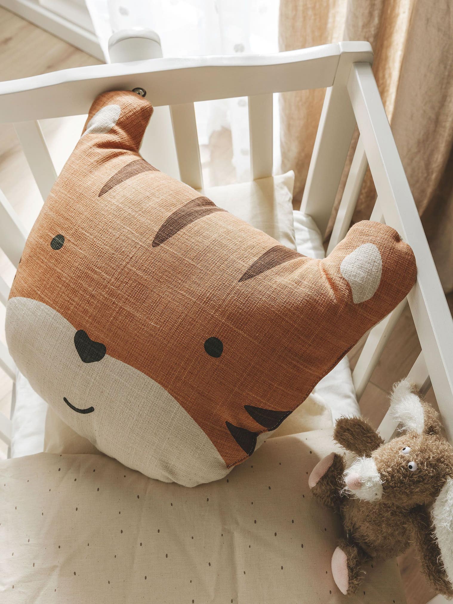 Cushion Savannah Orange im Design KidsDesign aus 100% Cotton von Lytte