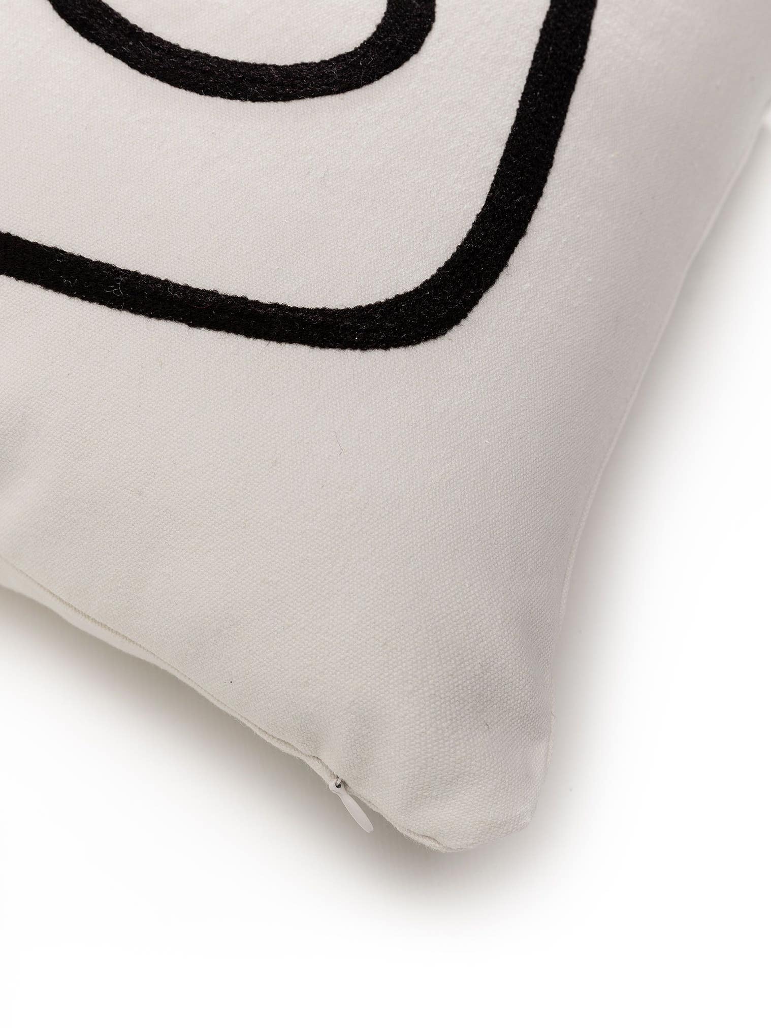 Putevar Malea Svart/hvit i Sammendrag-design laget av 100 % bomull fra benuta Pop