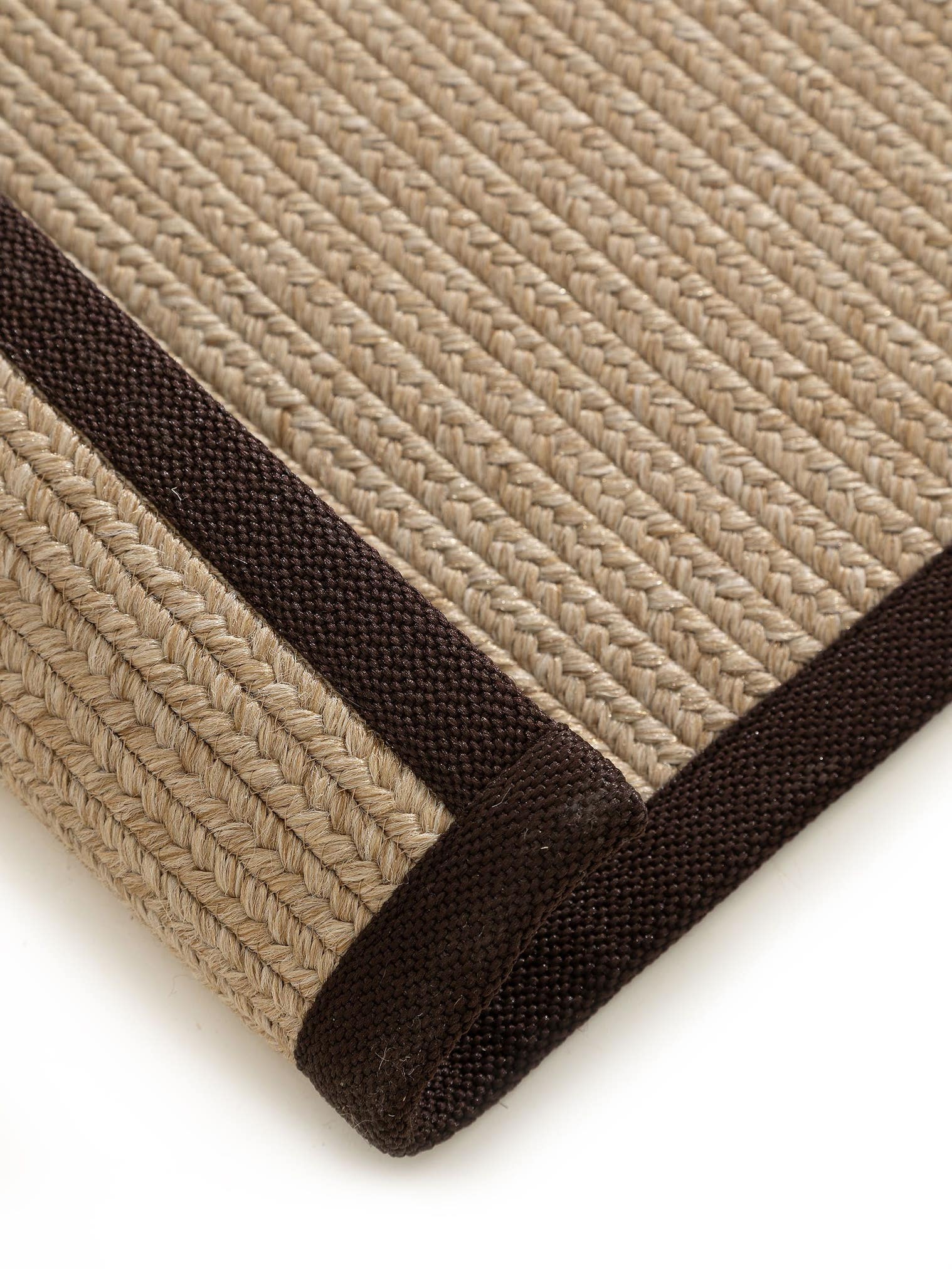 Teppich aus 80% Polypropylen, 20% Polyester in Beige mit bis 5 mm hohem Flor von benuta Nest