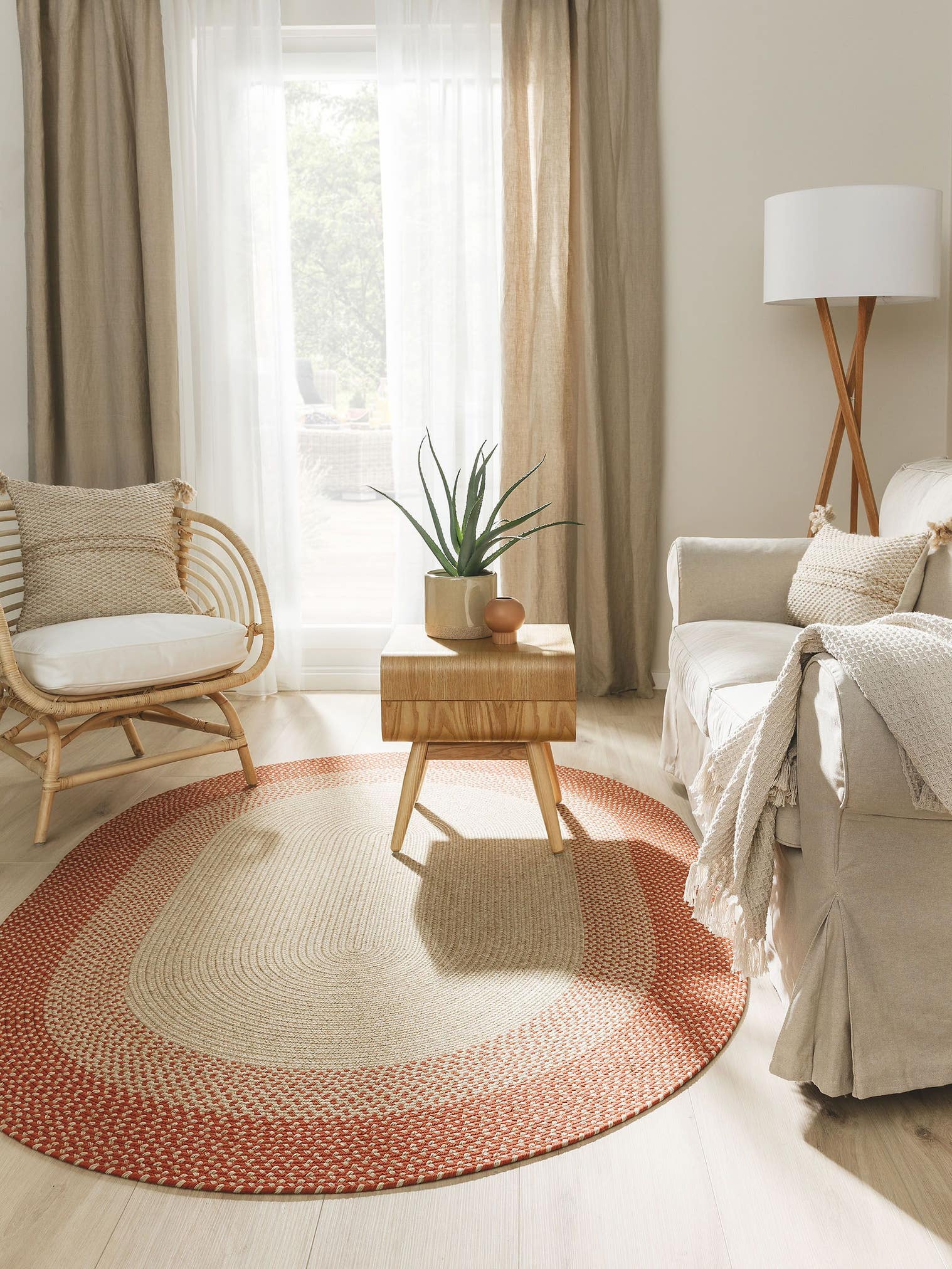 Teppich aus 80% Polypropylen, 20% Polyester in Braun mit bis 5 mm hohem Flor von benuta Nest
