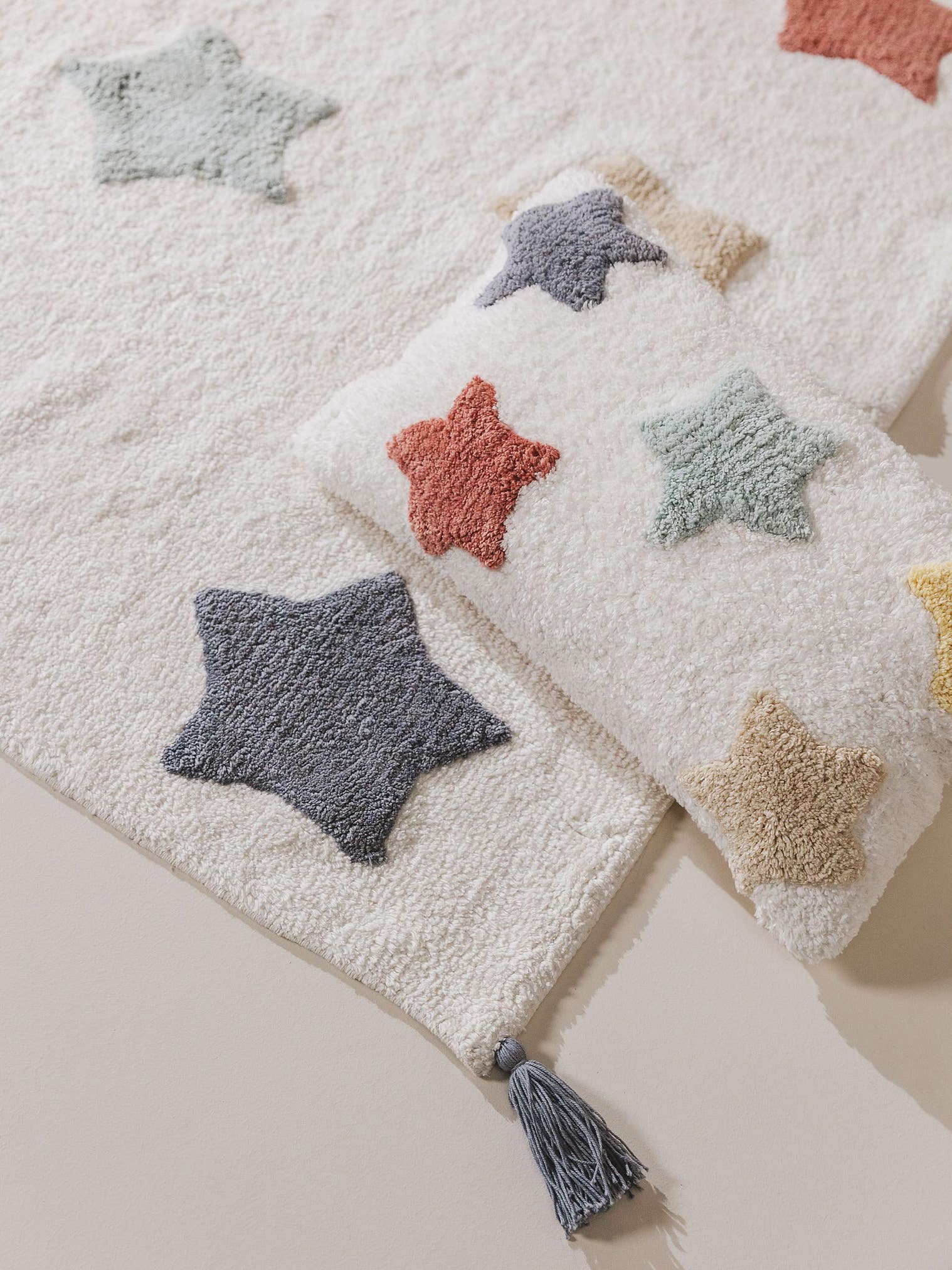 Kissenbezug Stars Multicolor im Design Kindermotive aus 100% Baumwolle von Lytte