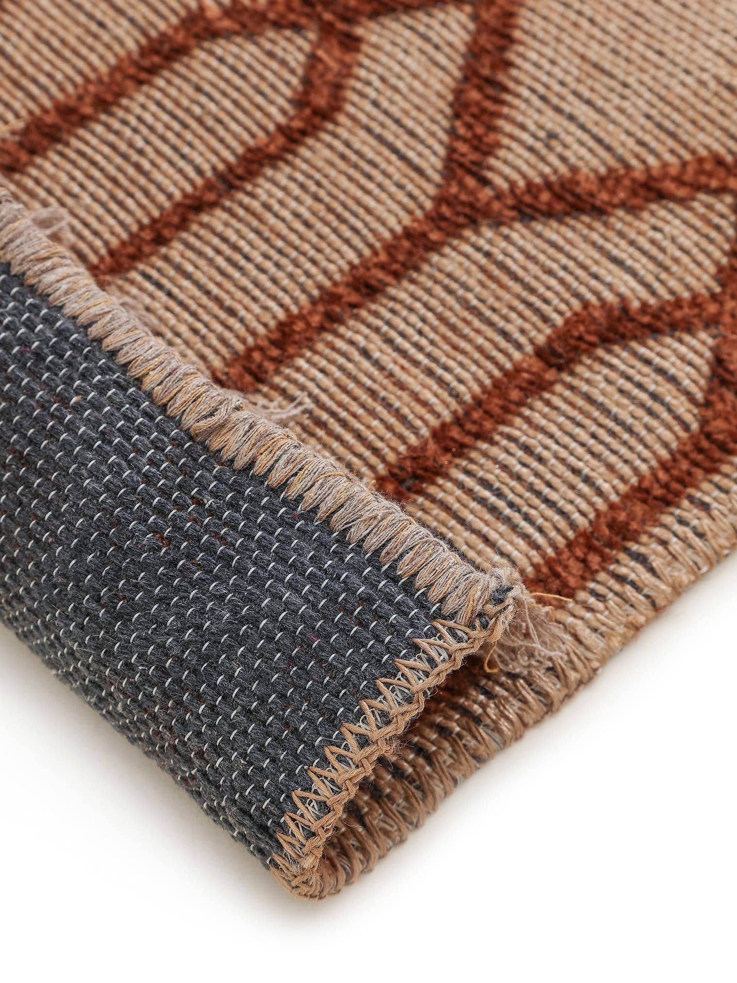 Tapis en 55% Coton (recycled), 30% Jute, 15% Polyester en Beige avec une pile de 1- 5 mm de hauteur de benuta Pure