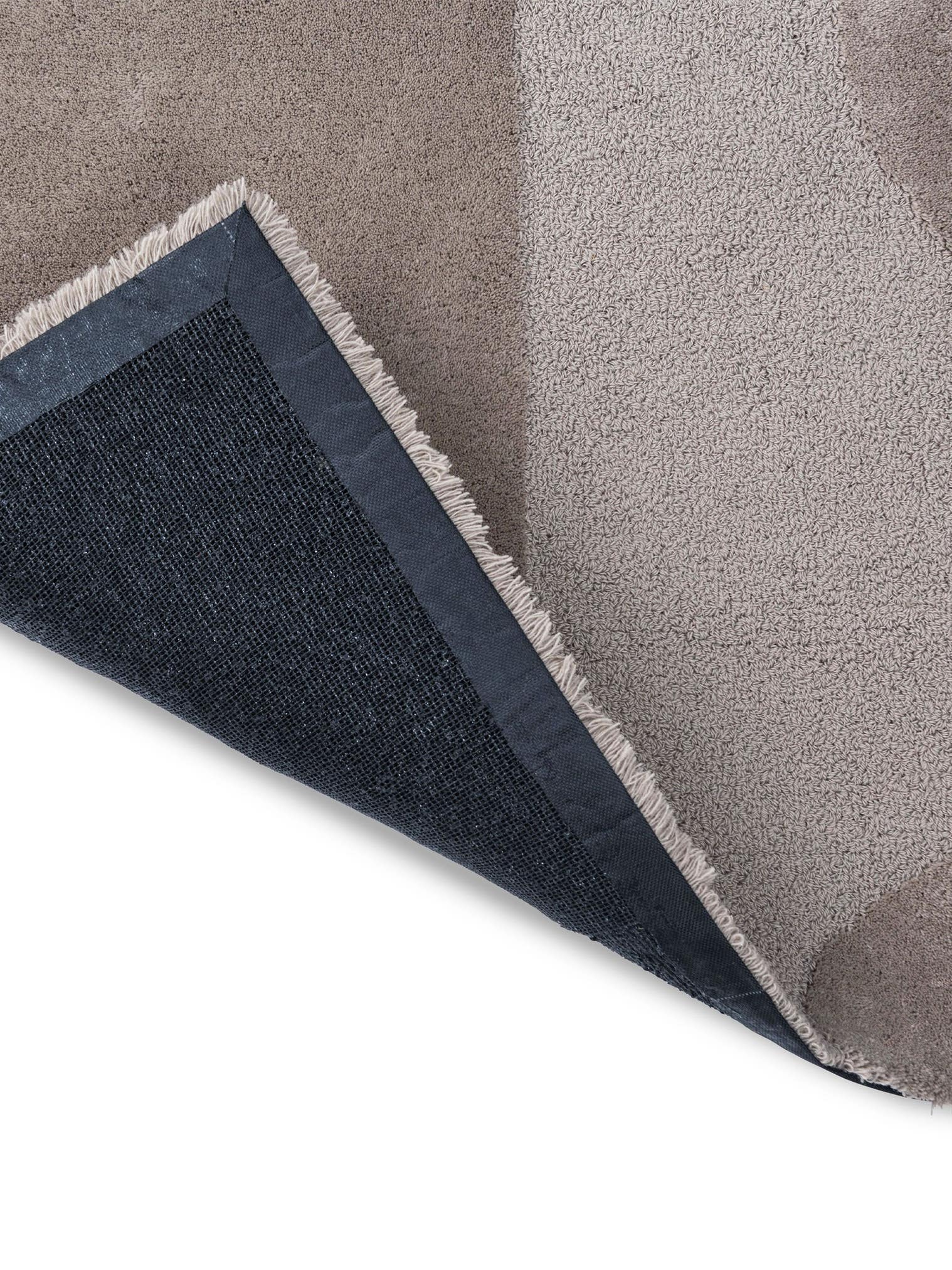 Teppich aus 100% Wolle in Taupe mit 11 bis 20 mm hohem Flor von Brink & Campman