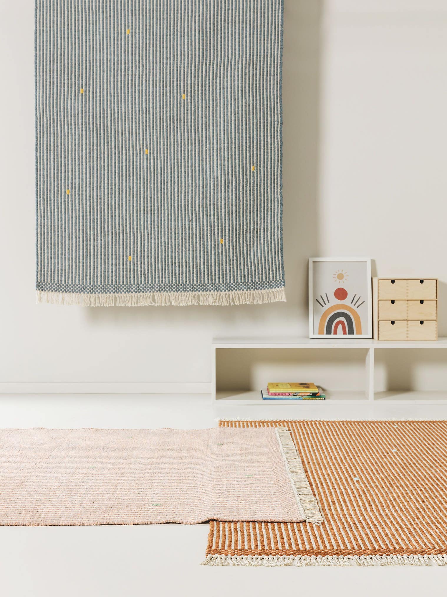 Rug made of 70% Cotton, 30% Wool in Pink with a 1- 5 mm high pile by Lytte