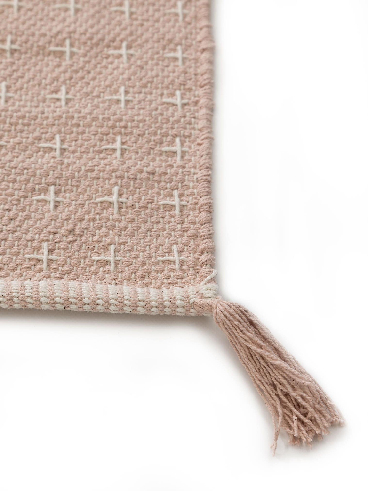 Teppich aus 100% Baumwolle in Rosa mit bis 5 mm hohem Flor von Lytte