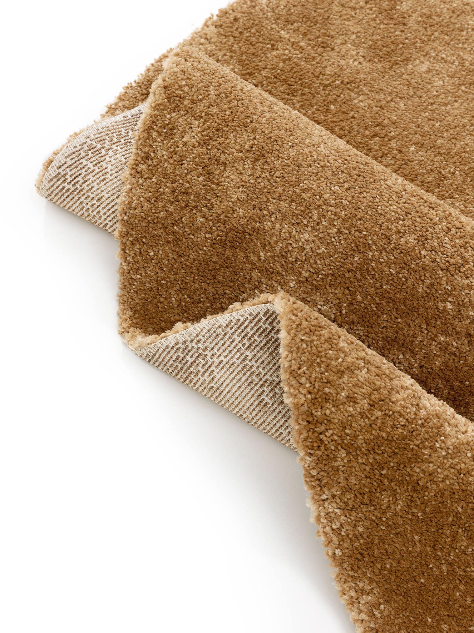 Rug made of 100% Polypropylene in Brown with a 21 - 30 mm high pile by benuta Nest