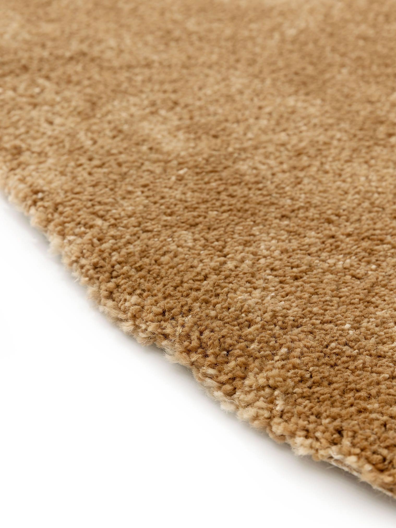 Rug made of 100% Polypropylene in Brown with a 21 - 30 mm high pile by benuta Nest