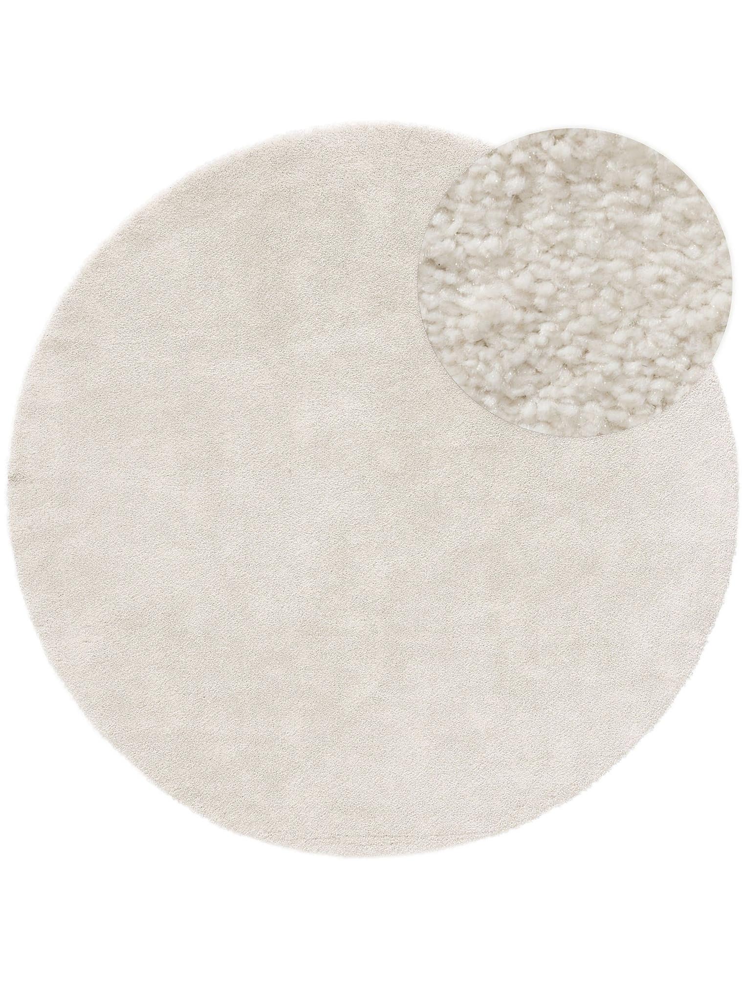 Tapete de 100% polipropileno em Branco com pelo de 21 a 30 mm de altura da benuta Nest
