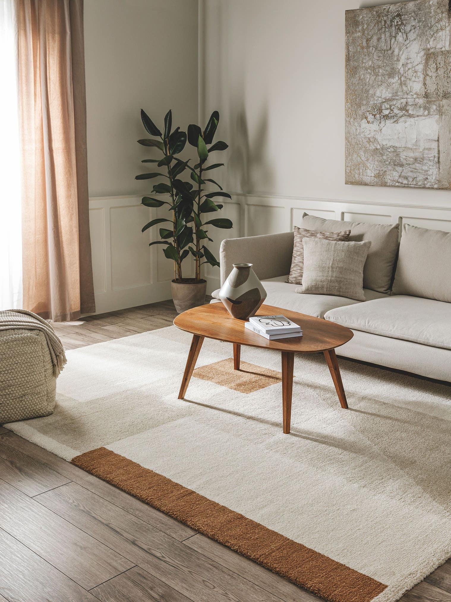Teppich aus 100% Polypropylen in Beige mit 21 bis 30 mm hohem Flor von benuta Nest