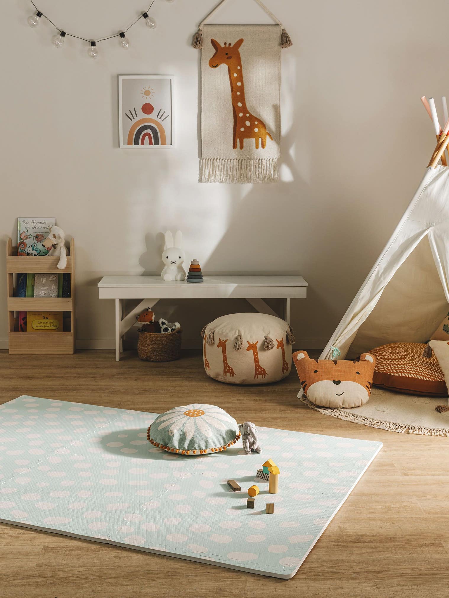 Playmat Savannah Mint in AnimalDesign design made of 100% EVA foam by Lytte