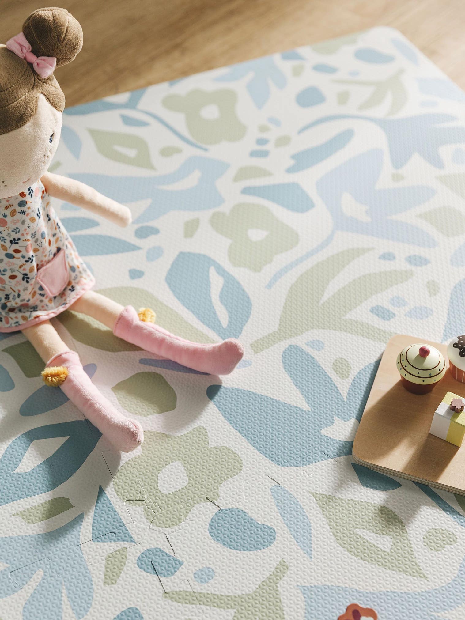 Spielmatte Flora Blau im Design Botanicals&Florals aus 100% EVA-Schaumstoff von Lytte