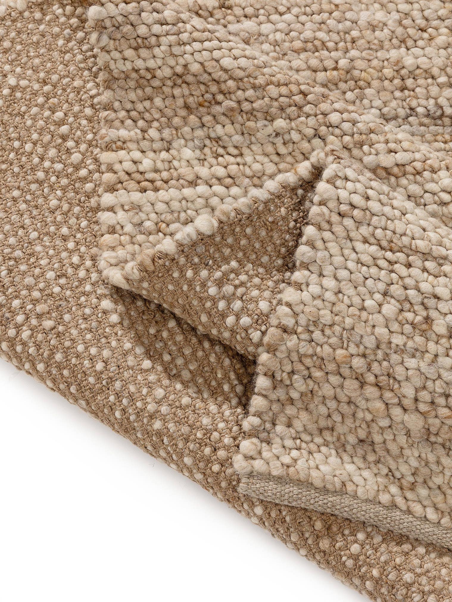 Tapis en 70% Laine, 30% Jute en Beige avec une pile de 11 - 20 mm de hauteur de benuta Pure