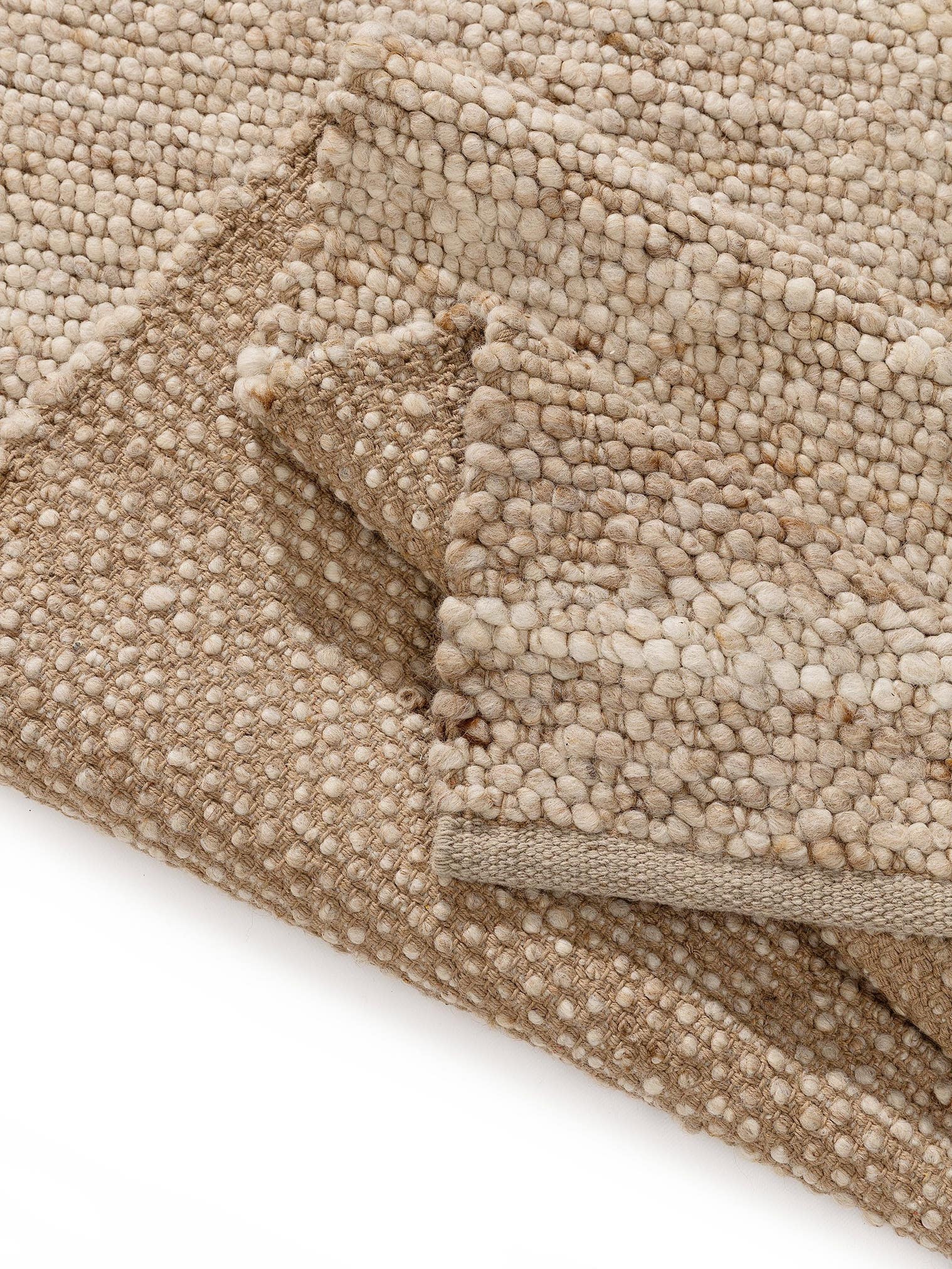 Matta av 70% Ull, 30% Jute i Beige med 11 - 20 mm hög lugg från benuta Pure