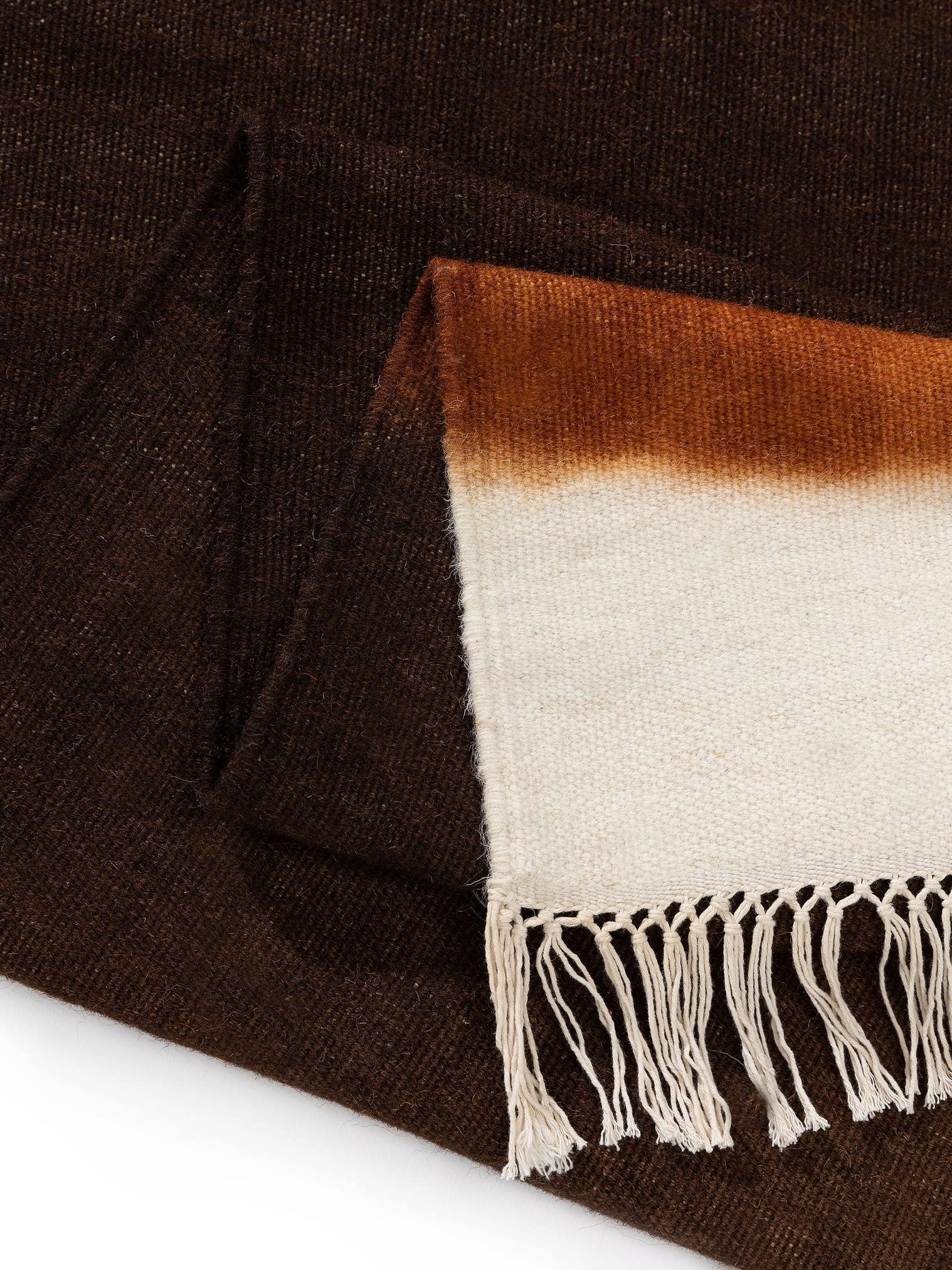 Tapis en 80% laine, 20% coton en Marron avec une pile de 1- 5 mm de hauteur de benuta Pop