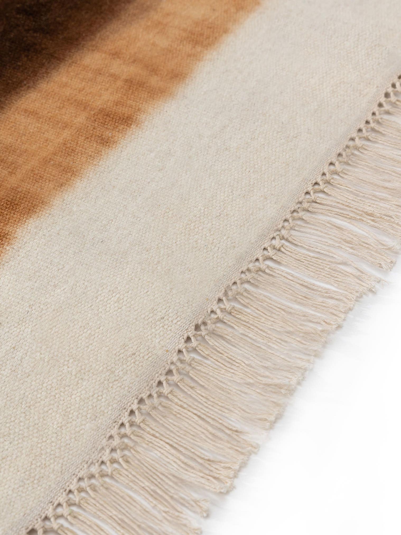 Tapis en 80% laine, 20% coton en Marron avec une pile de 1- 5 mm de hauteur de benuta Pop