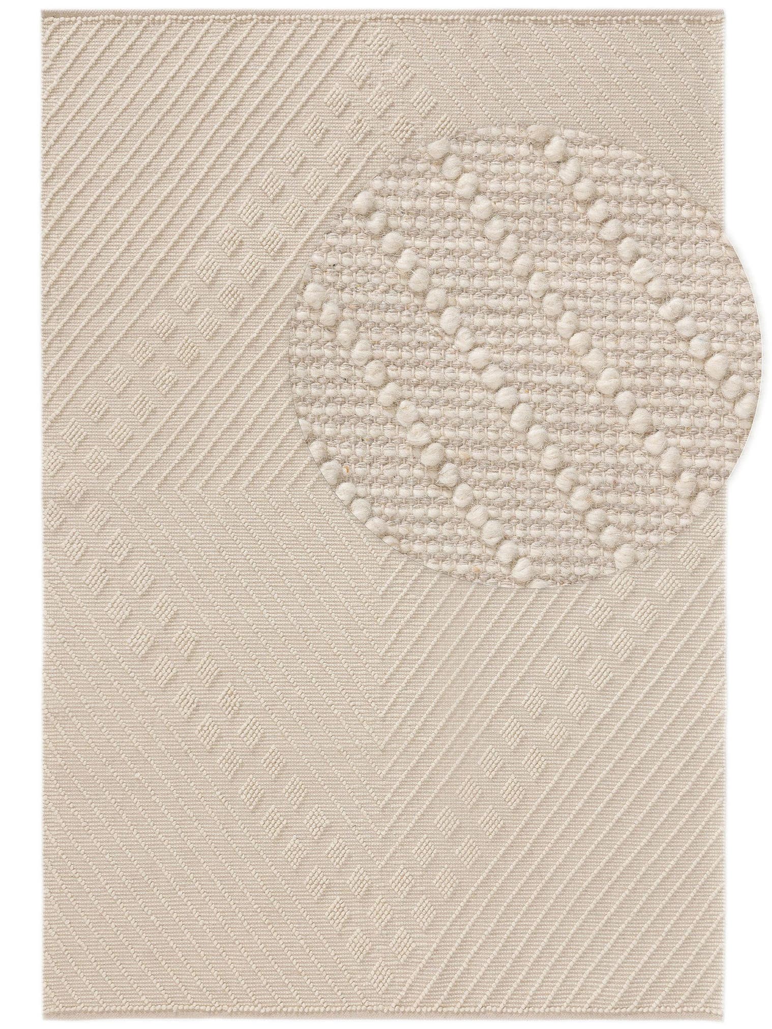 Matto 55% puuvillaa, 45% villaaa värissä Beige 11-20 mm korkealla nukalla merkiltä benuta Pure
