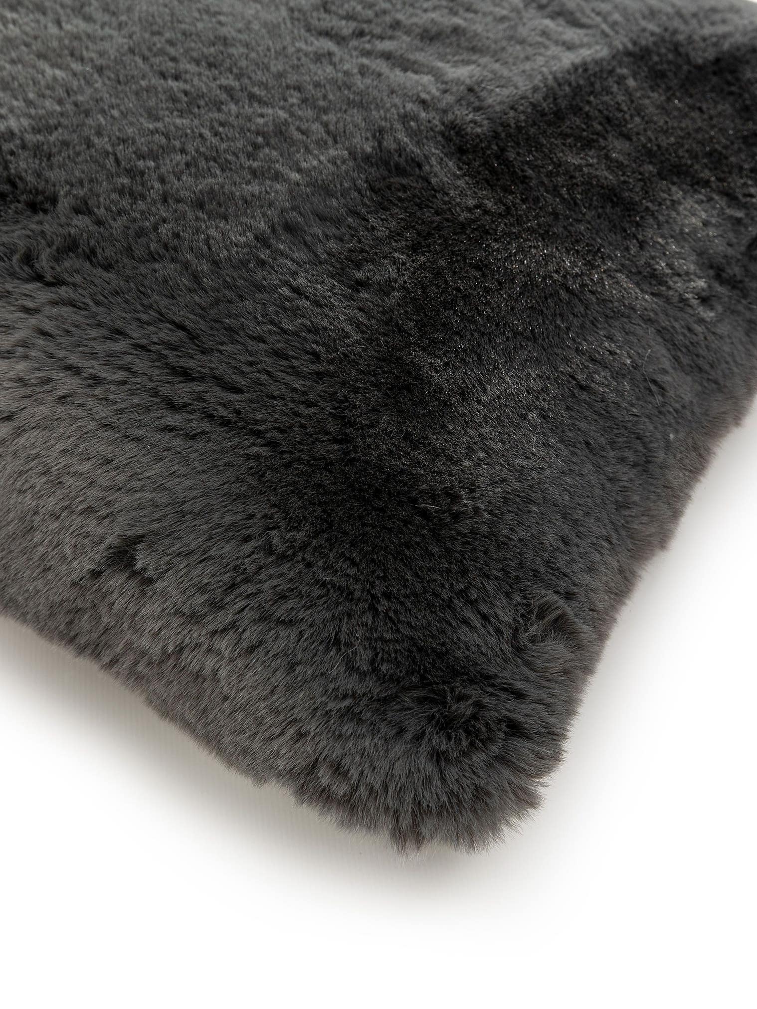 Cushion Cover Dave Charcoal in Uni design made of 100% Polyester by benuta Nest