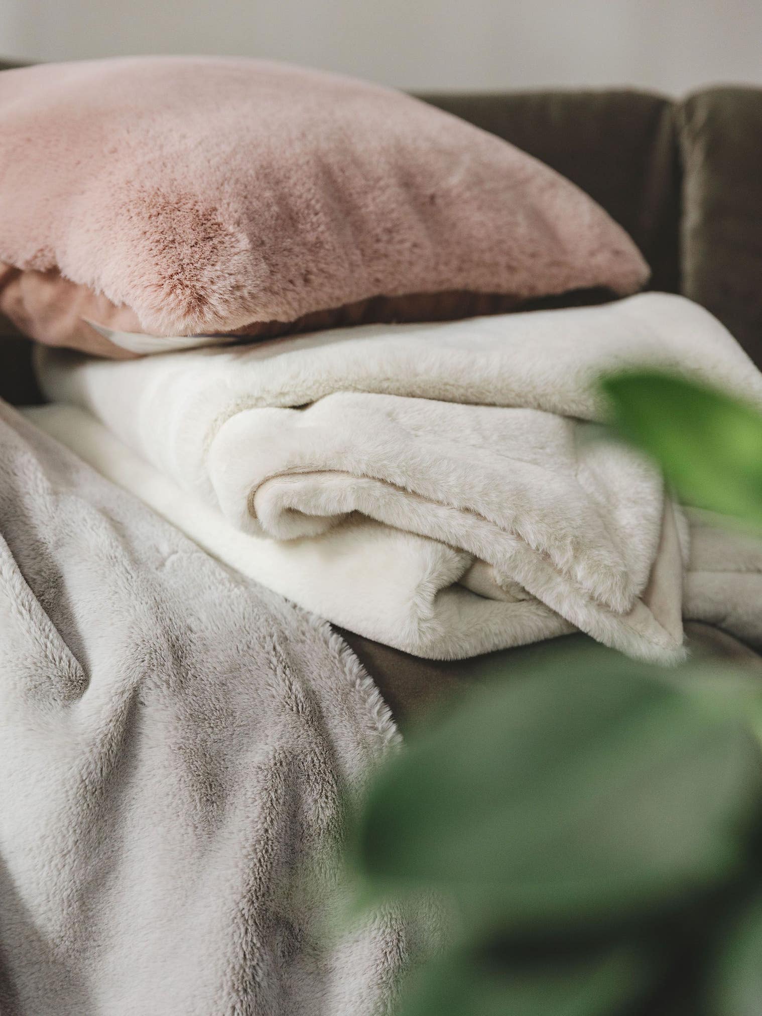 Putevar Dave Rosa i Uni-design laget av 100 % polyester fra benuta Nest
