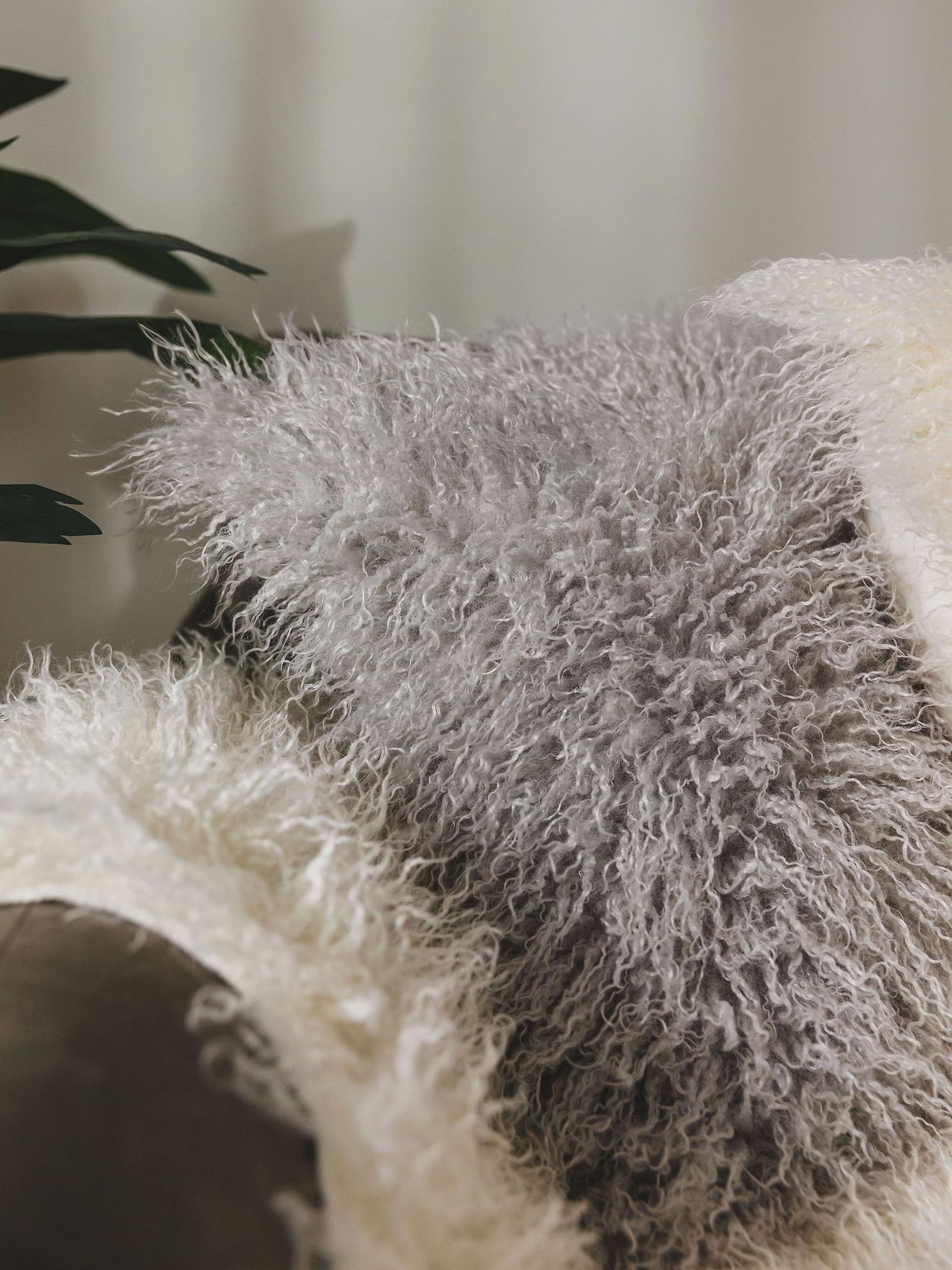 Poszewka Oscar szary com design Uni em 100% poliester da benuta Nest