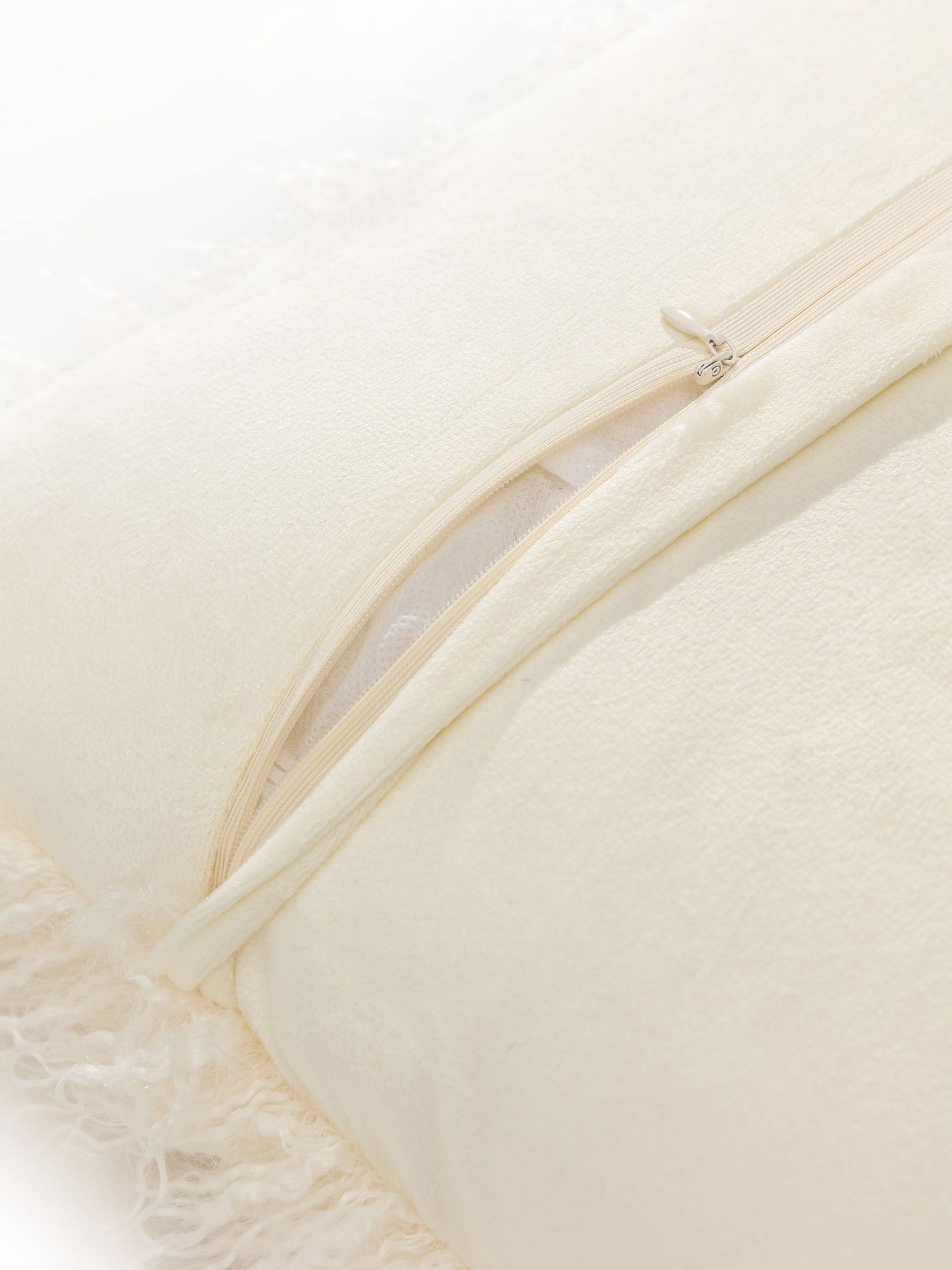 Cushion Cover Oscar Cream in Uni design made of 100% Polyester by benuta Nest