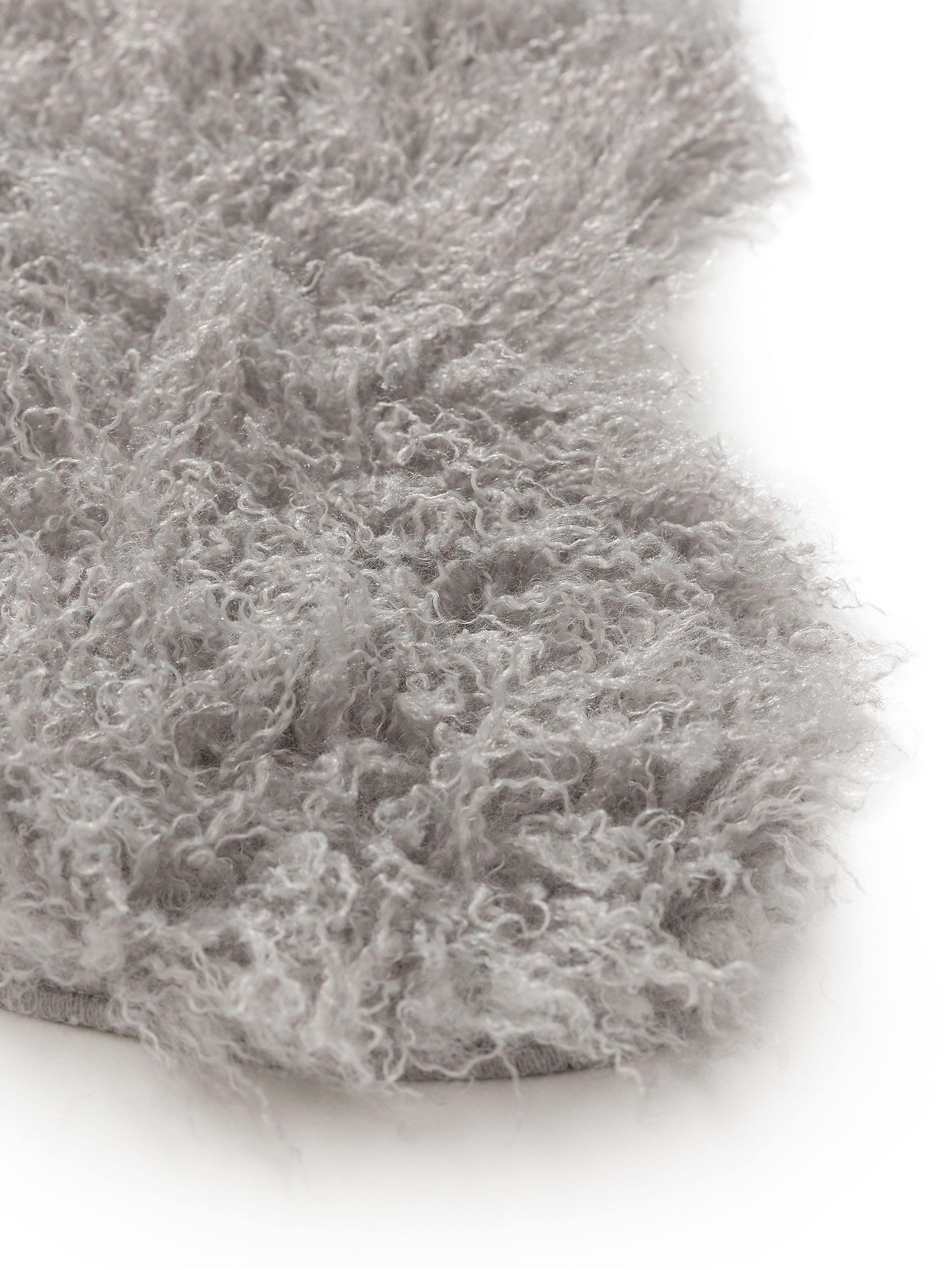 Tapete de 100% poliéster em Cinzento com pelo de 6 a 10 mm de altura da benuta Nest