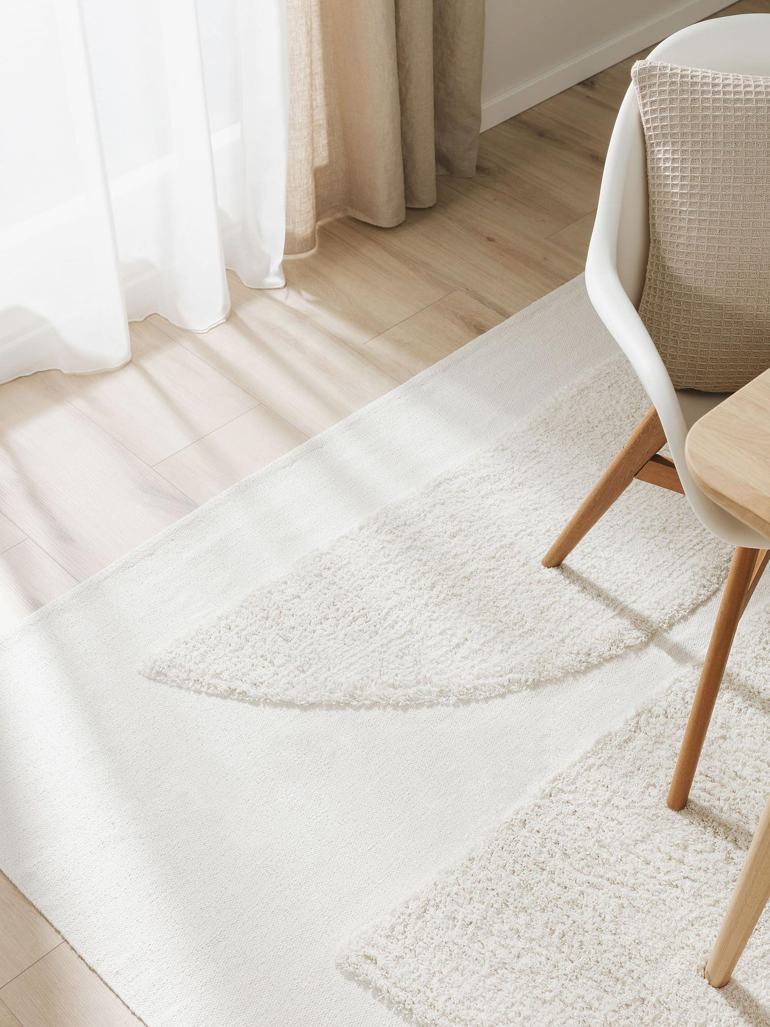 Teppich aus 100% Baumwolle (organic) in Beige mit 6 bis 10 mm hohem Flor von benuta Pop