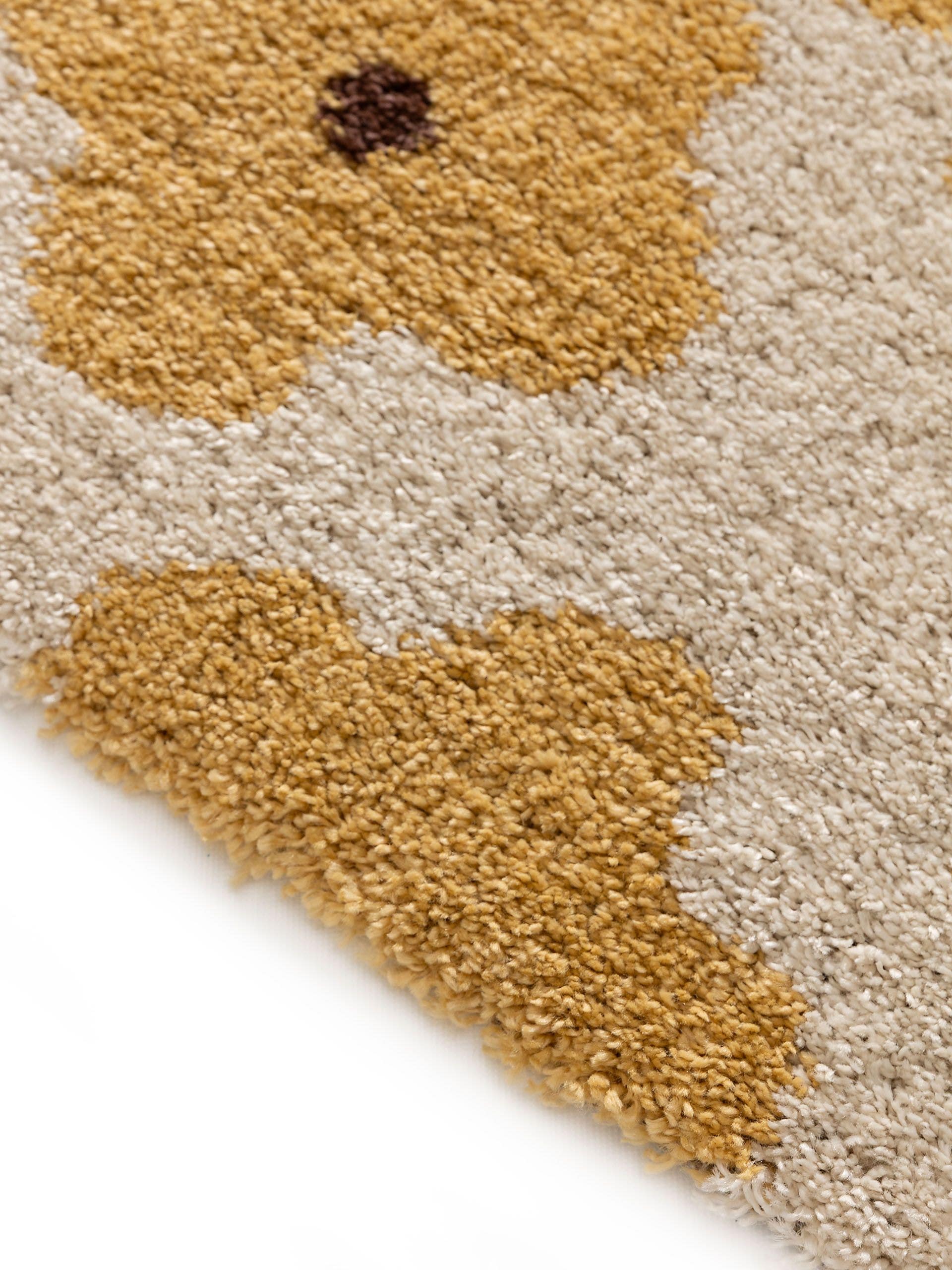 Alfombra de 100% Polipropileno en Amarillo con un pelo de {{Placeholder_Pile Height}} de altura de Lytte