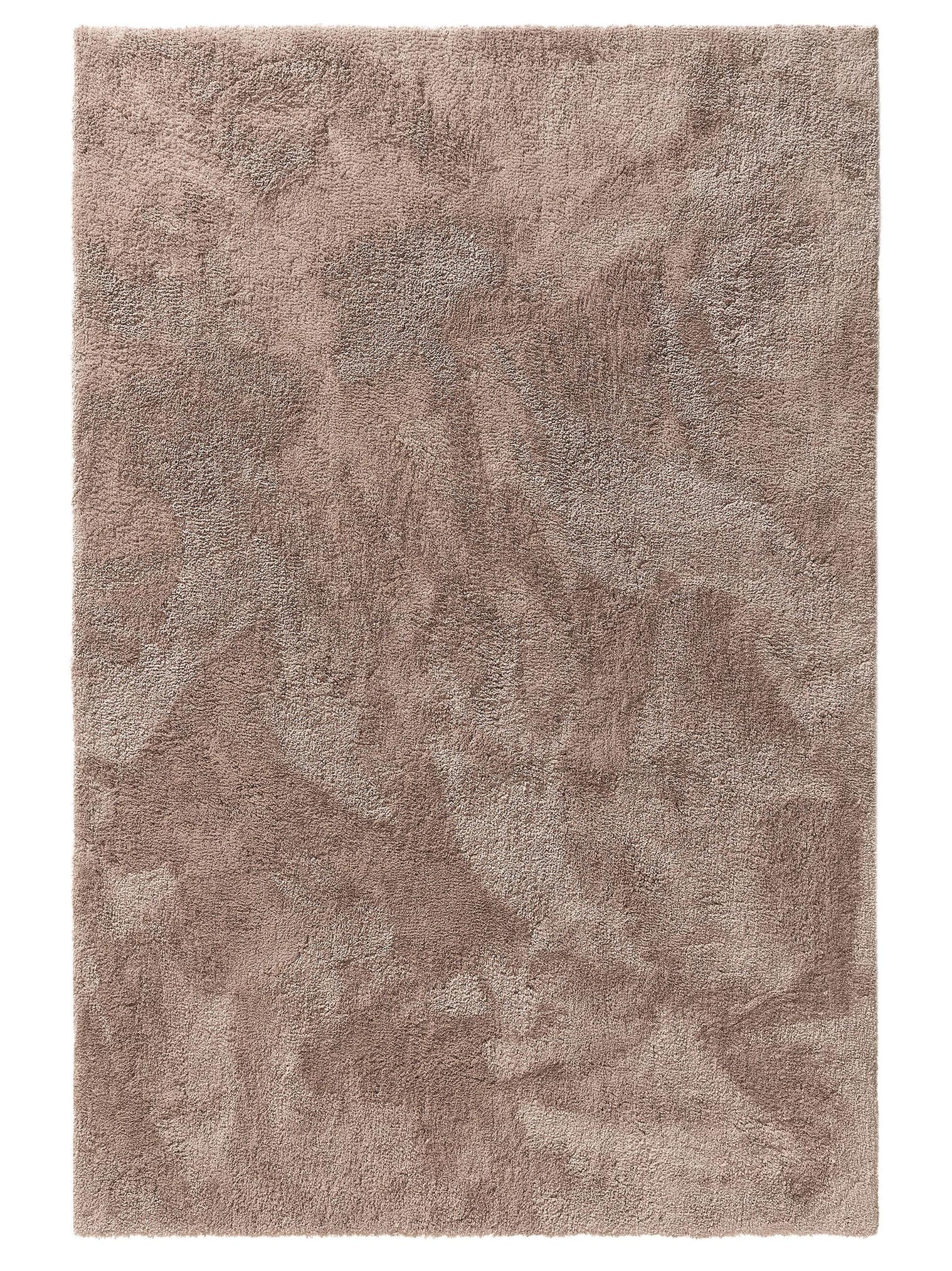 Tapijt van 100% Polyester in Taupe met een 31 - 40 mm hoge pool van benuta Nest
