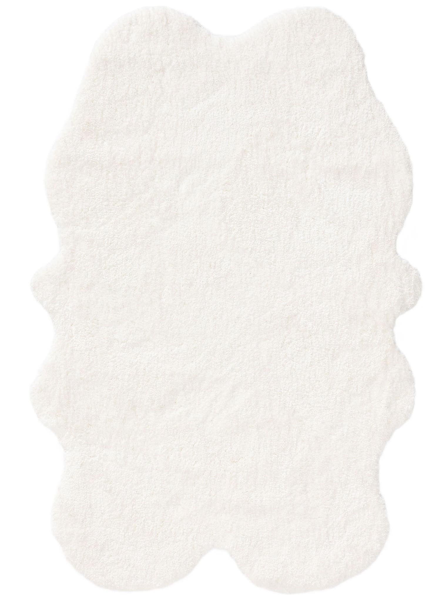 Rug made of 100% Polyester in White with a 31 - 40 mm high pile by benuta Nest