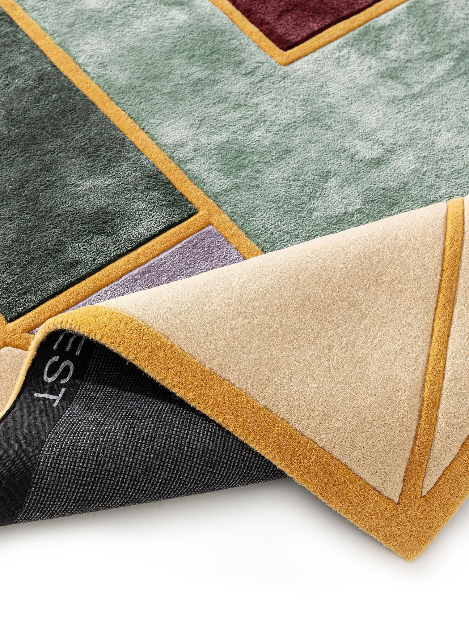 Rug made of 50% Wool, 50% Lyocell (TENCEL™) in Multicoloured with a 6 - 10 mm high pile by benuta Finest