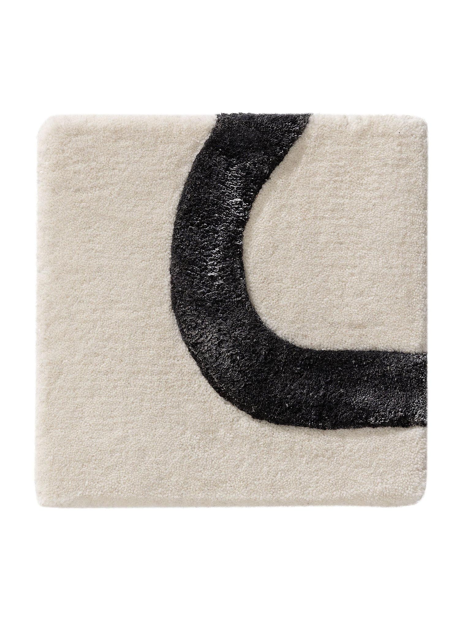 Tæppe af 75% Uld, 25% Lyocell (TENCEL™) i Sort/Hvid med 6 - 10 mm høj luv fra benuta Finest