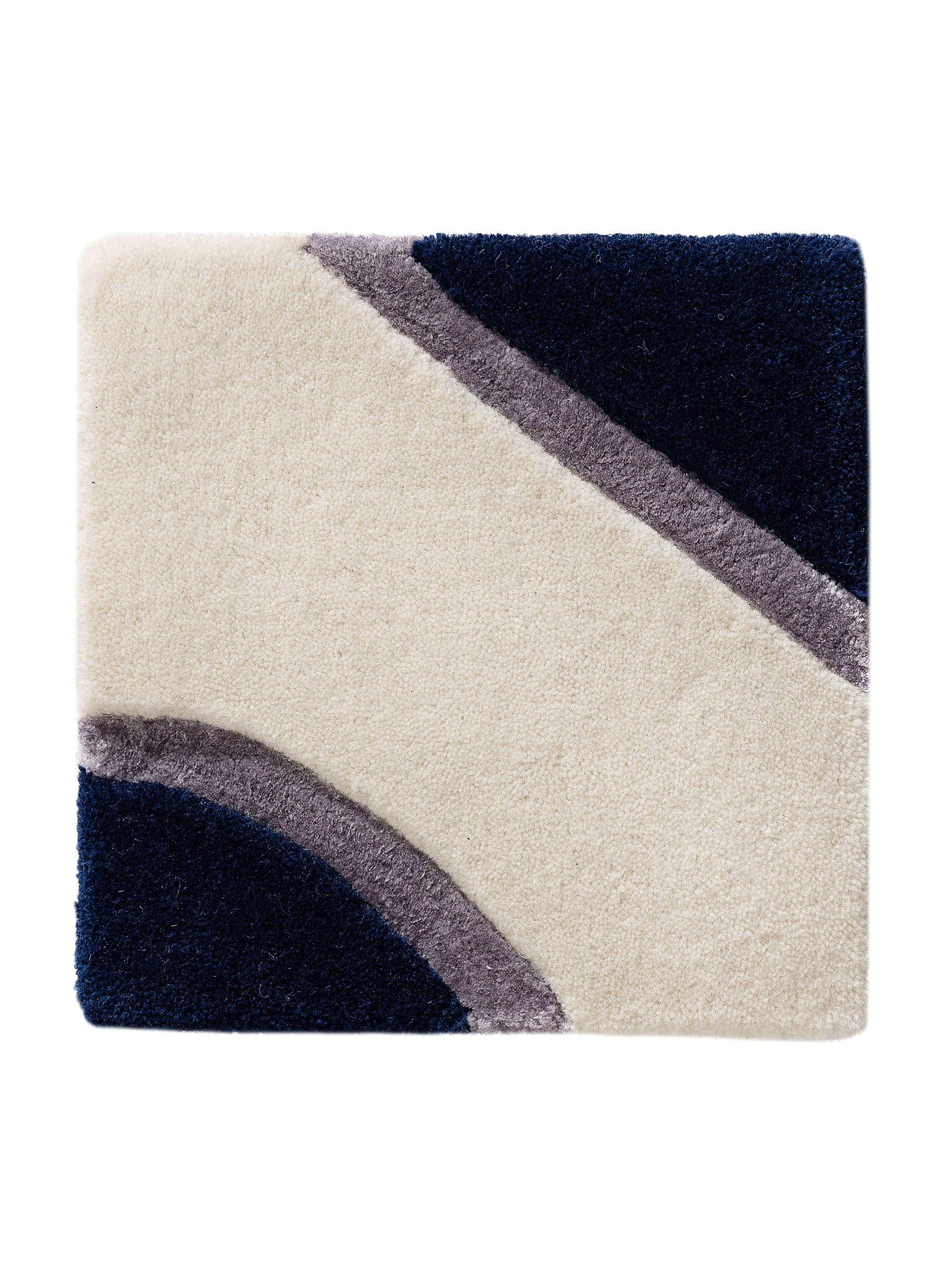 Rug made of 90% Wool, 10% Lyocell (TENCEL™) in Blue with a 6 - 10 mm high pile by benuta Finest