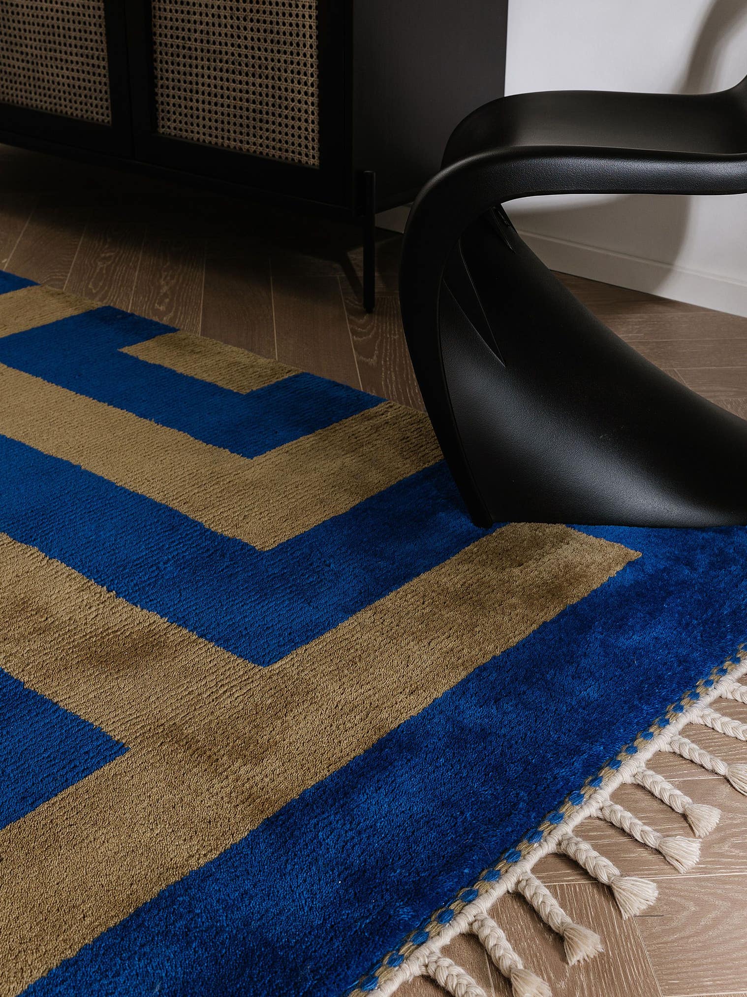 Rug made of 100% Wool from (New Zealand) in Multicoloured with a 6 - 10 mm high pile by benuta Finest