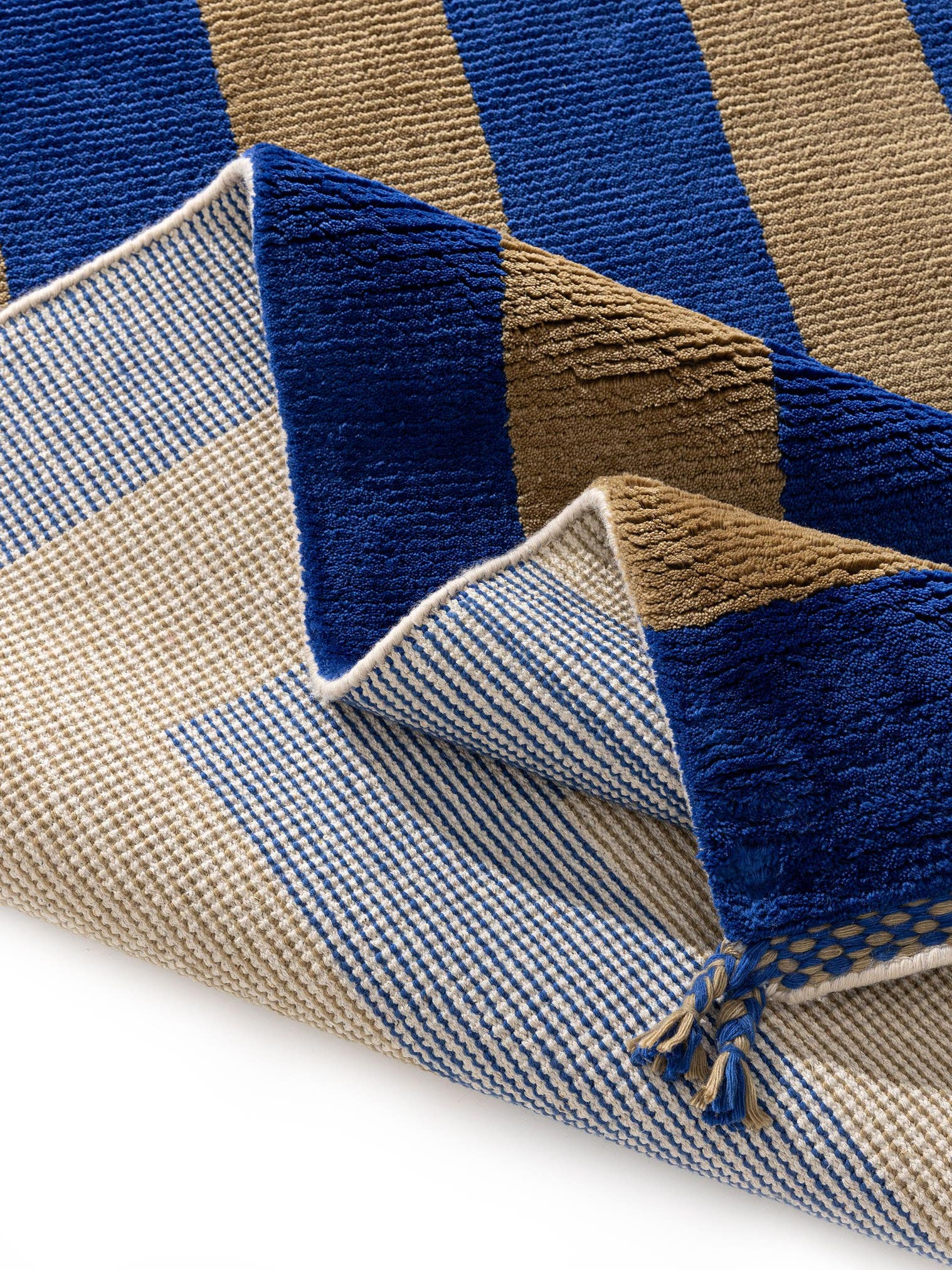 Rug made of 100% Wool from (New Zealand) in Multicoloured with a 6 - 10 mm high pile by benuta Finest