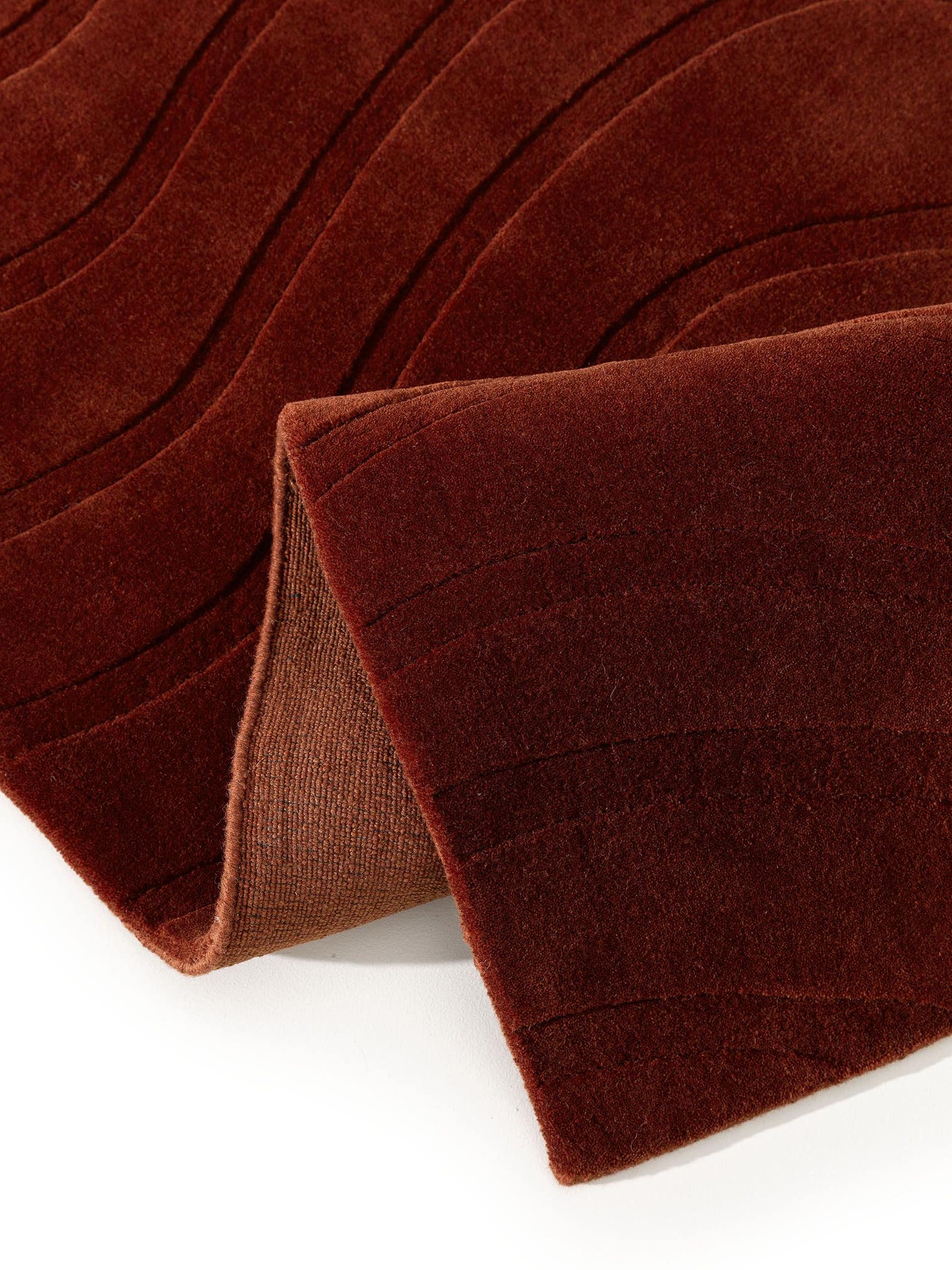 Rug made of 100% Wool from (New Zealand) in Red with a 6 - 10 mm high pile by benuta Finest